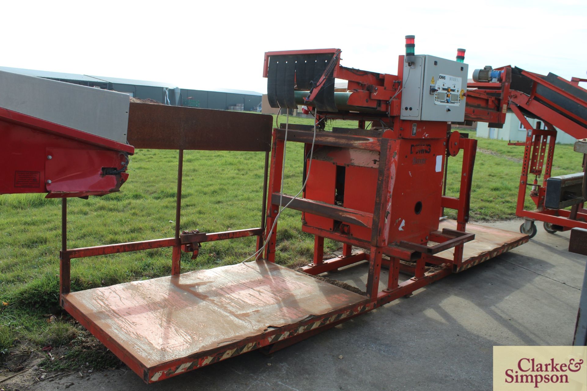 Downs Boxer 3 double box filler. V [Located Rendlesham, 5-minute drive from Auction Centre]