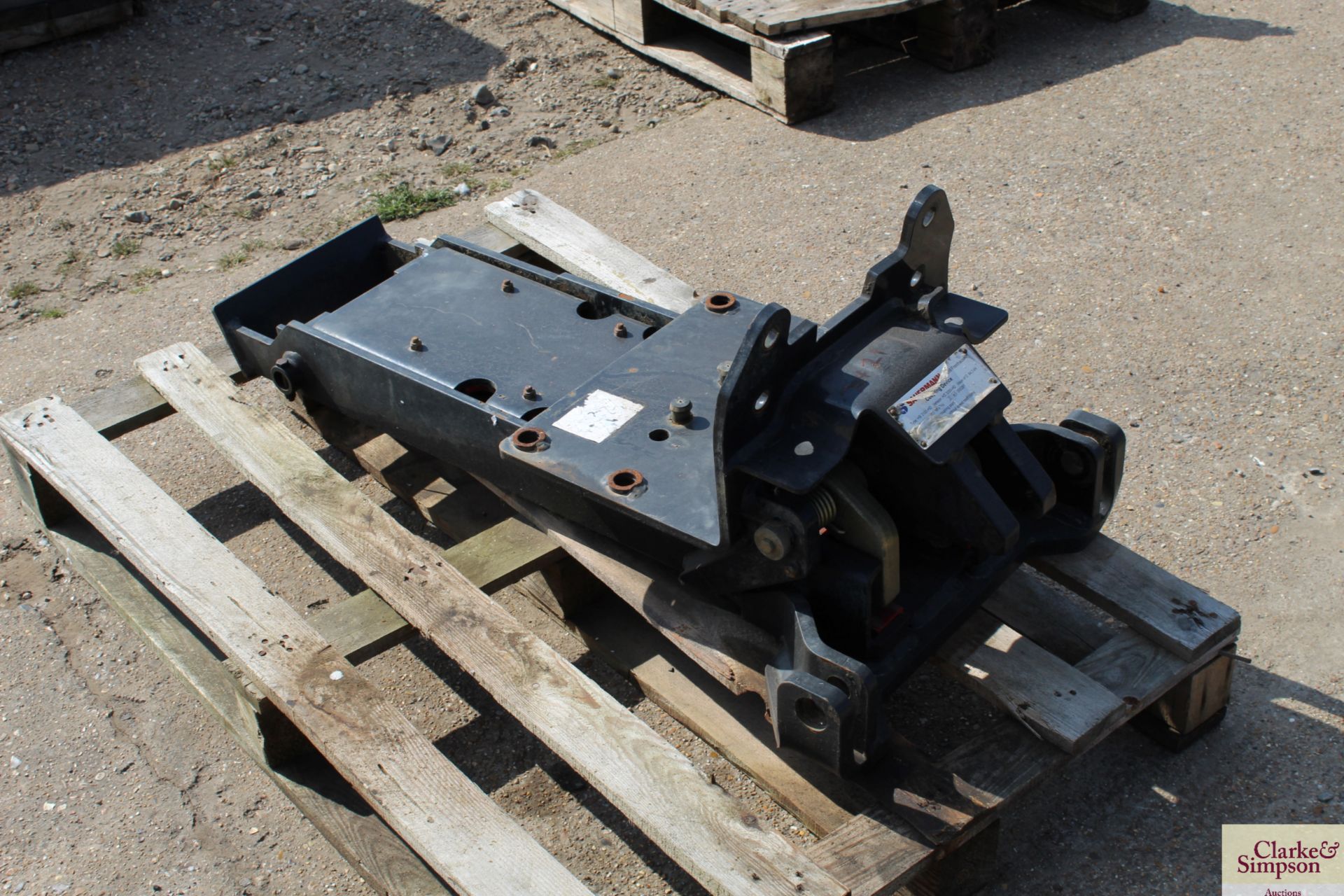 Sauermann pick up hitch for New Holland T7.210. Spares or repair. Type: HS 3100-HD    000281 EORI