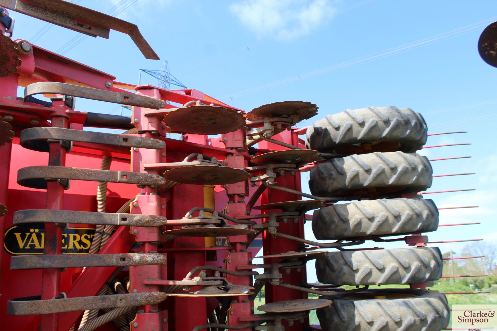 Vaderstad Rapid A600S 6m System Disc trailed drill. Serial number 12469. 3,401Ha. With radar, - Image 16 of 35