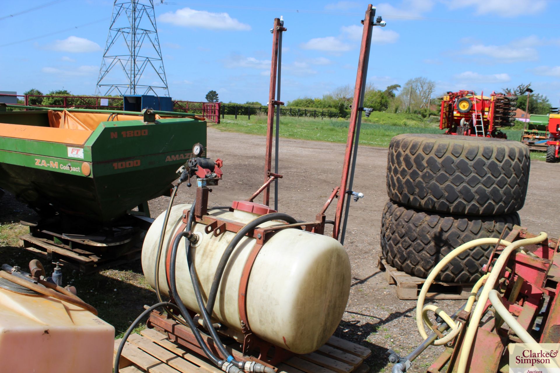 Sprayer for compact tractor. V - Image 3 of 7