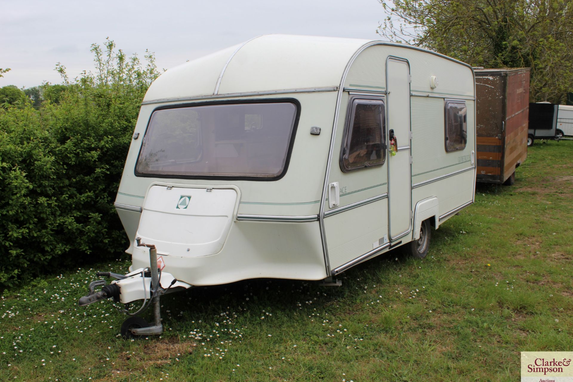 Globetrotter Ace single axle 17ft 4 berth caravan.