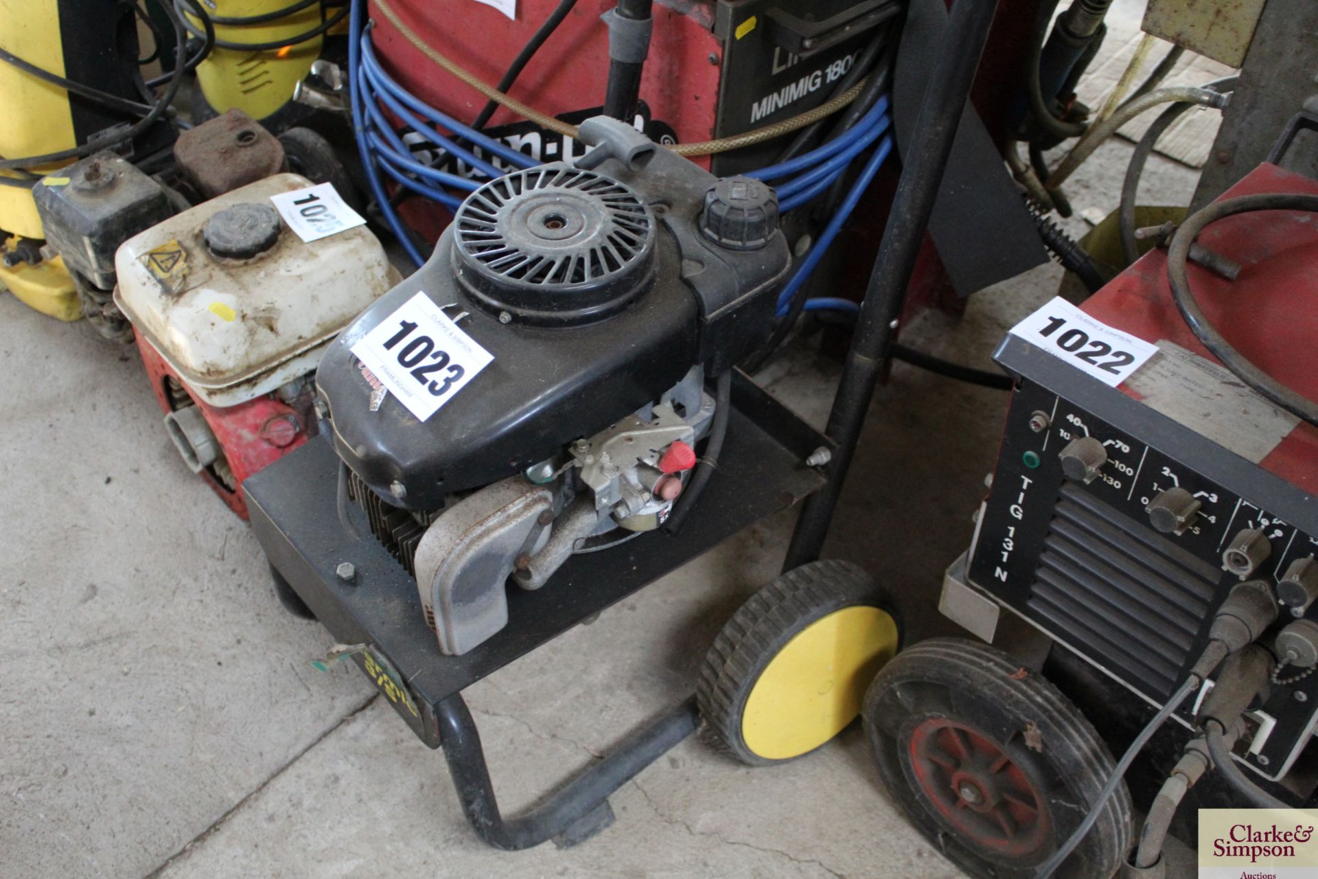 Pressure washer for spares. - Image 4 of 4