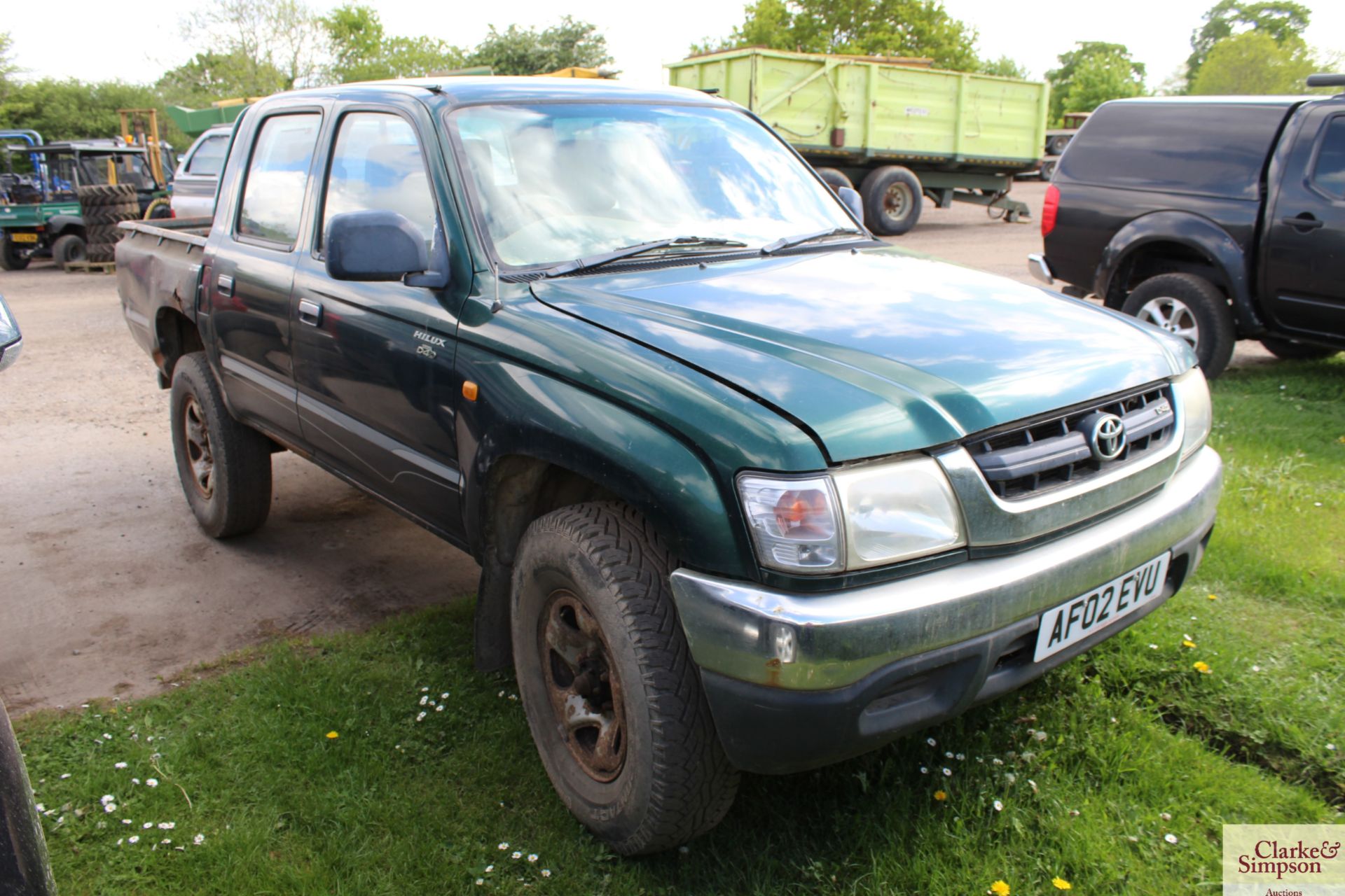 Toyota Hilux EX 270 D-4D double cab pick-up. Registration AF02 EVU. Date of first registration 17/ - Image 2 of 29