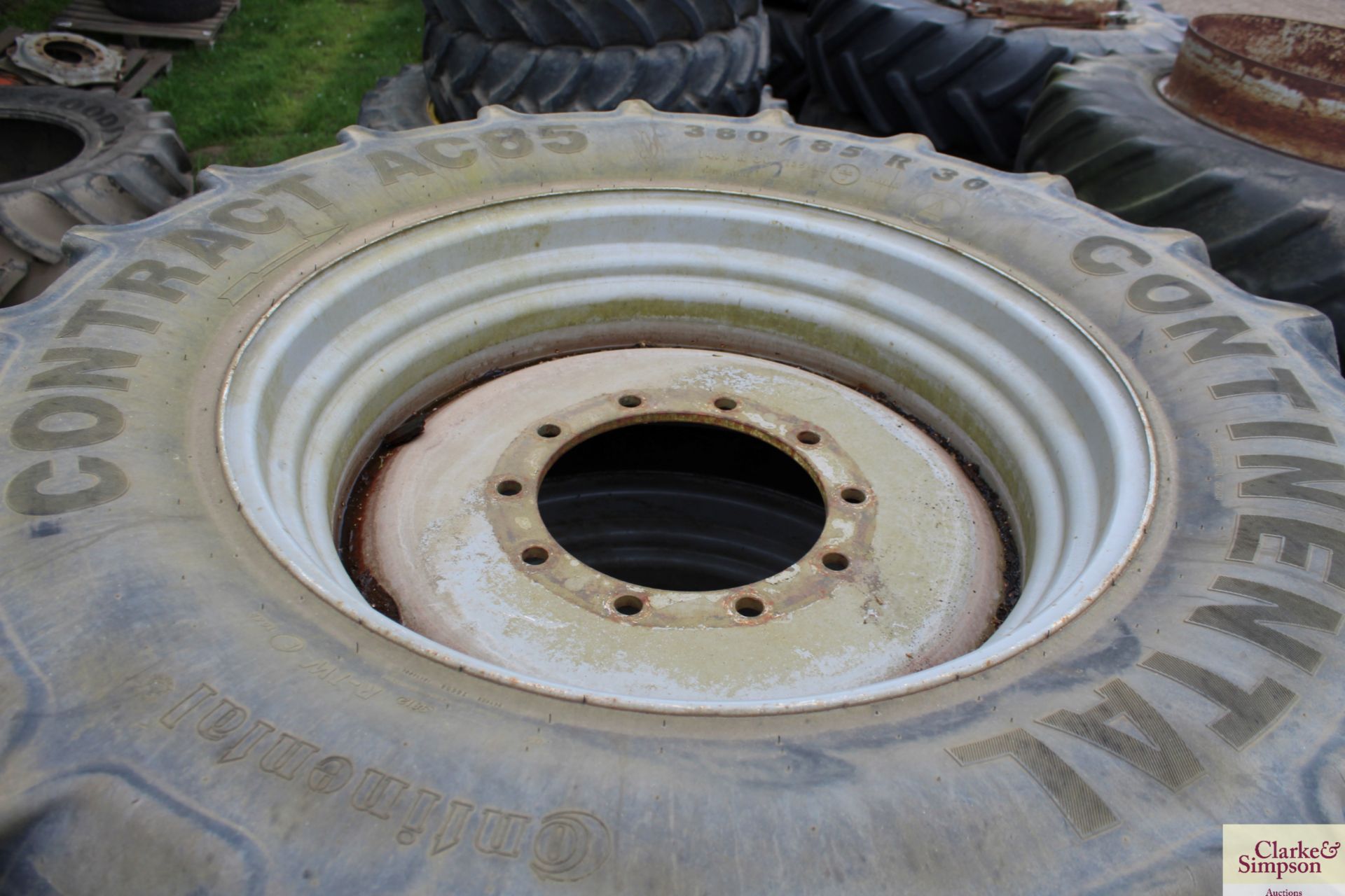Set of row crop wheels and tyres comprising 420/80R46 rears and 380/85R30 fronts. V - Image 2 of 2