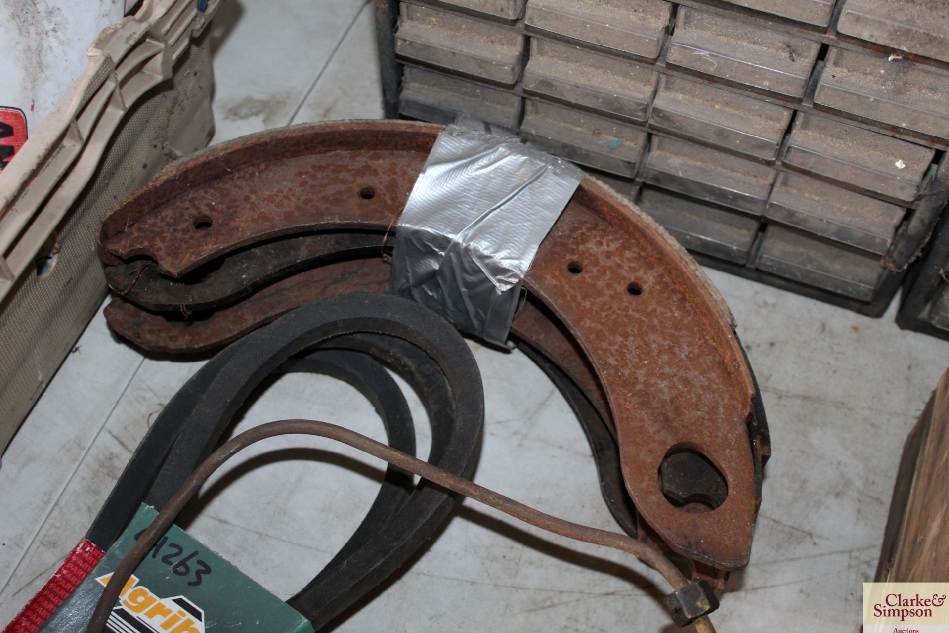 Unused Ferguson TE20 brake shoes, fan belts and FE35 carburettor. - Image 2 of 4