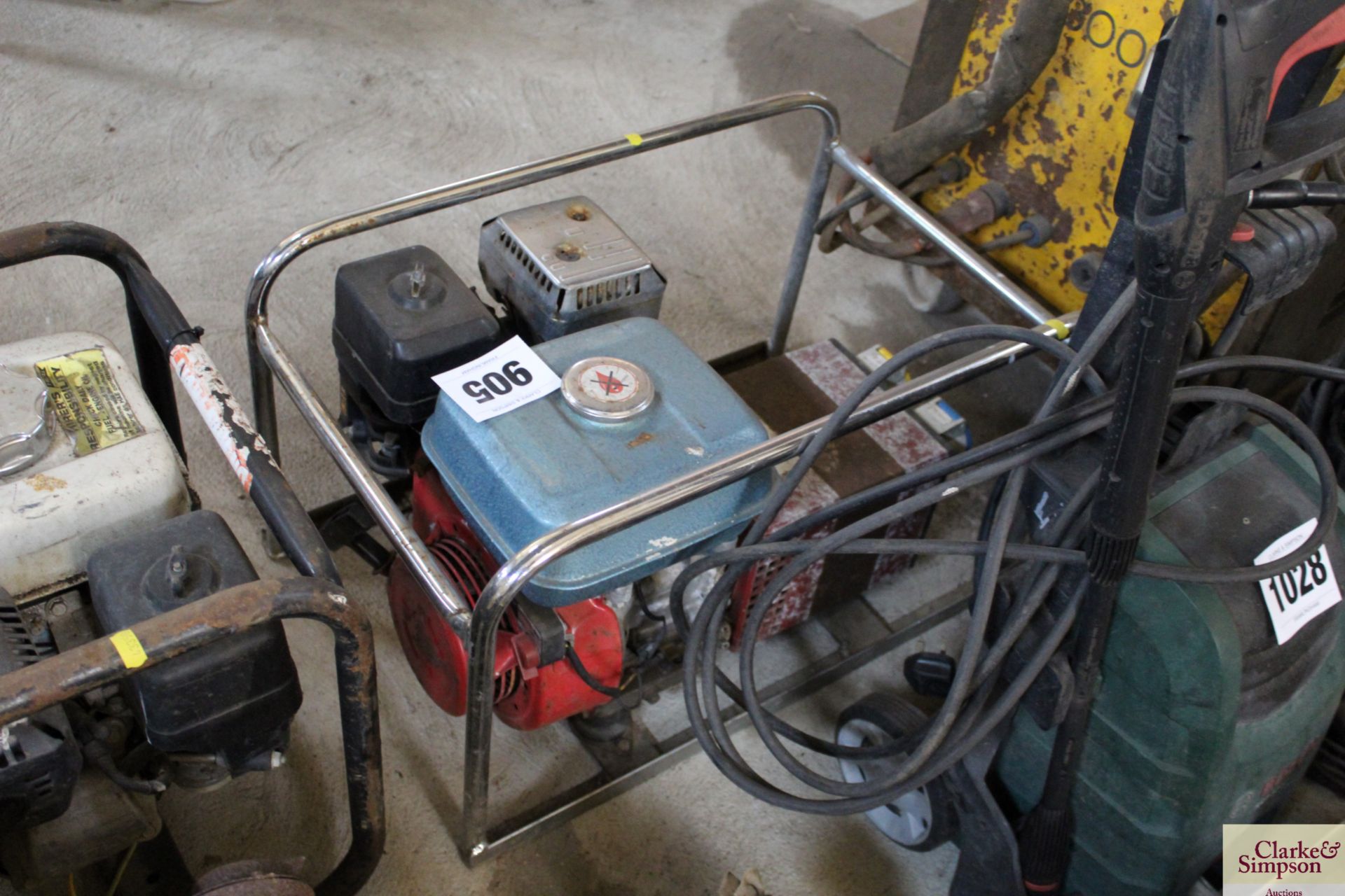 Honda generator. - Image 3 of 3