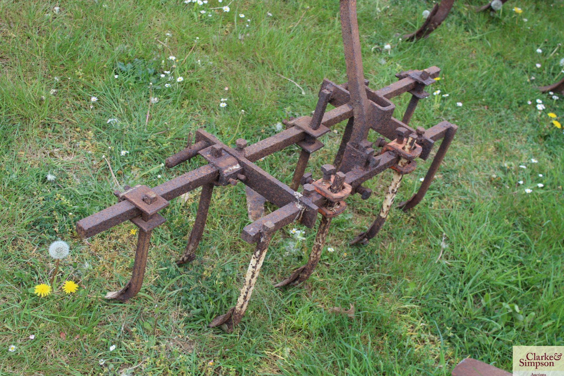 Small linkage cultivator. - Image 3 of 4