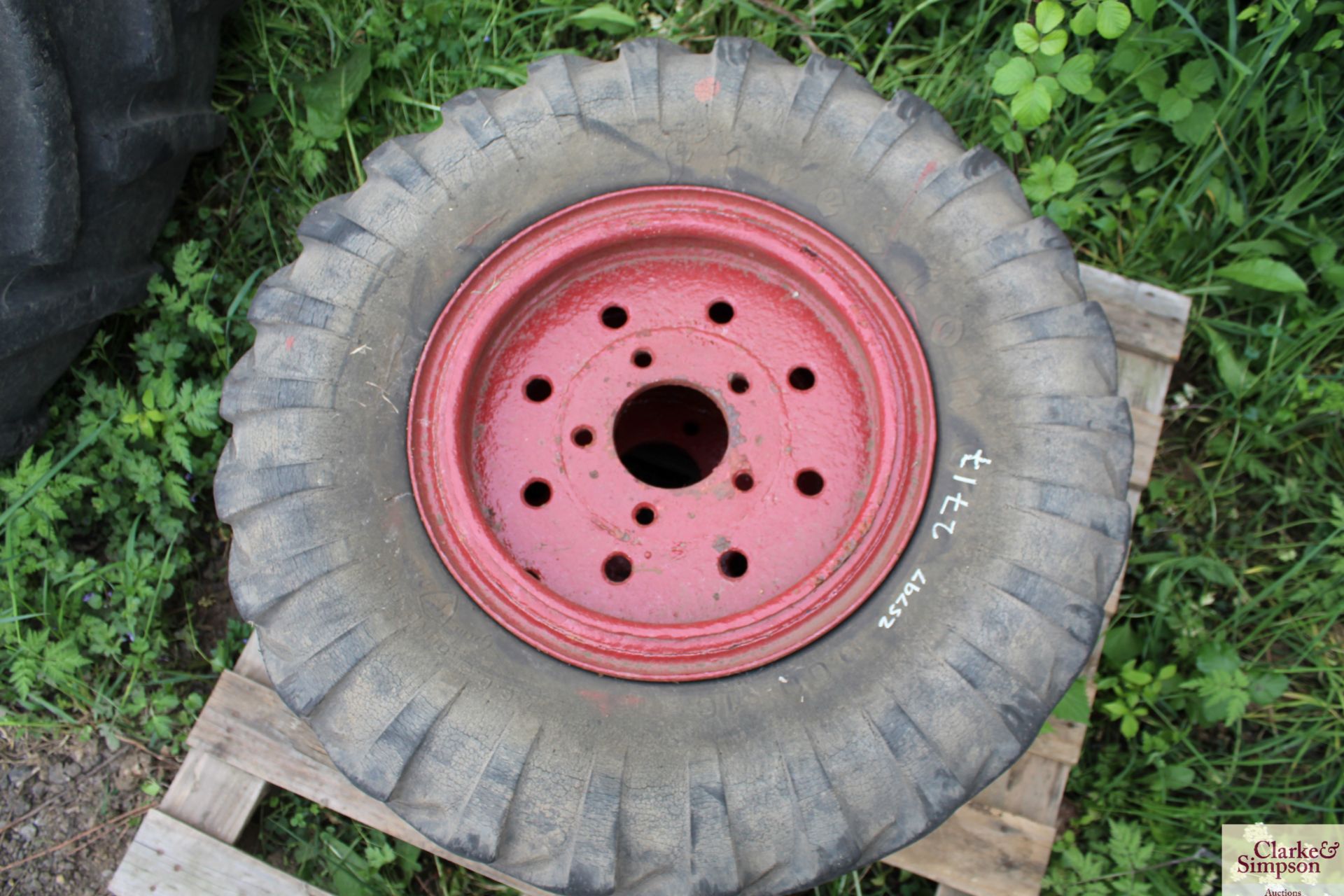 Pair of 900x16 trailer wheels and tyres. - Image 2 of 2