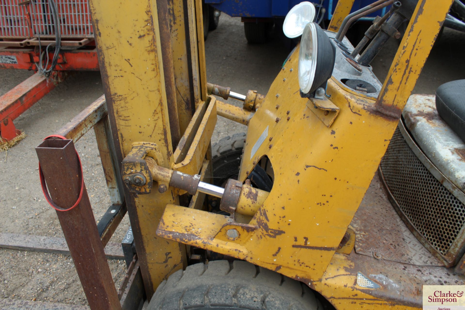 Toyota 02-2FD20 2T diesel forklift.4x366 hours. Vendor reports brakes need attention. V - Image 8 of 16