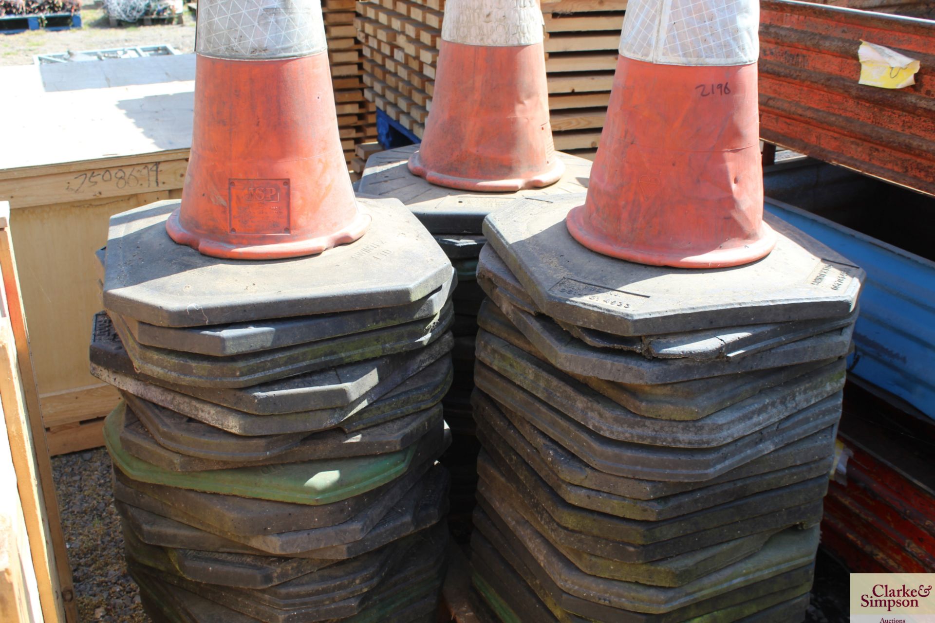Large quantity of Big Foot cones. V - Image 3 of 4