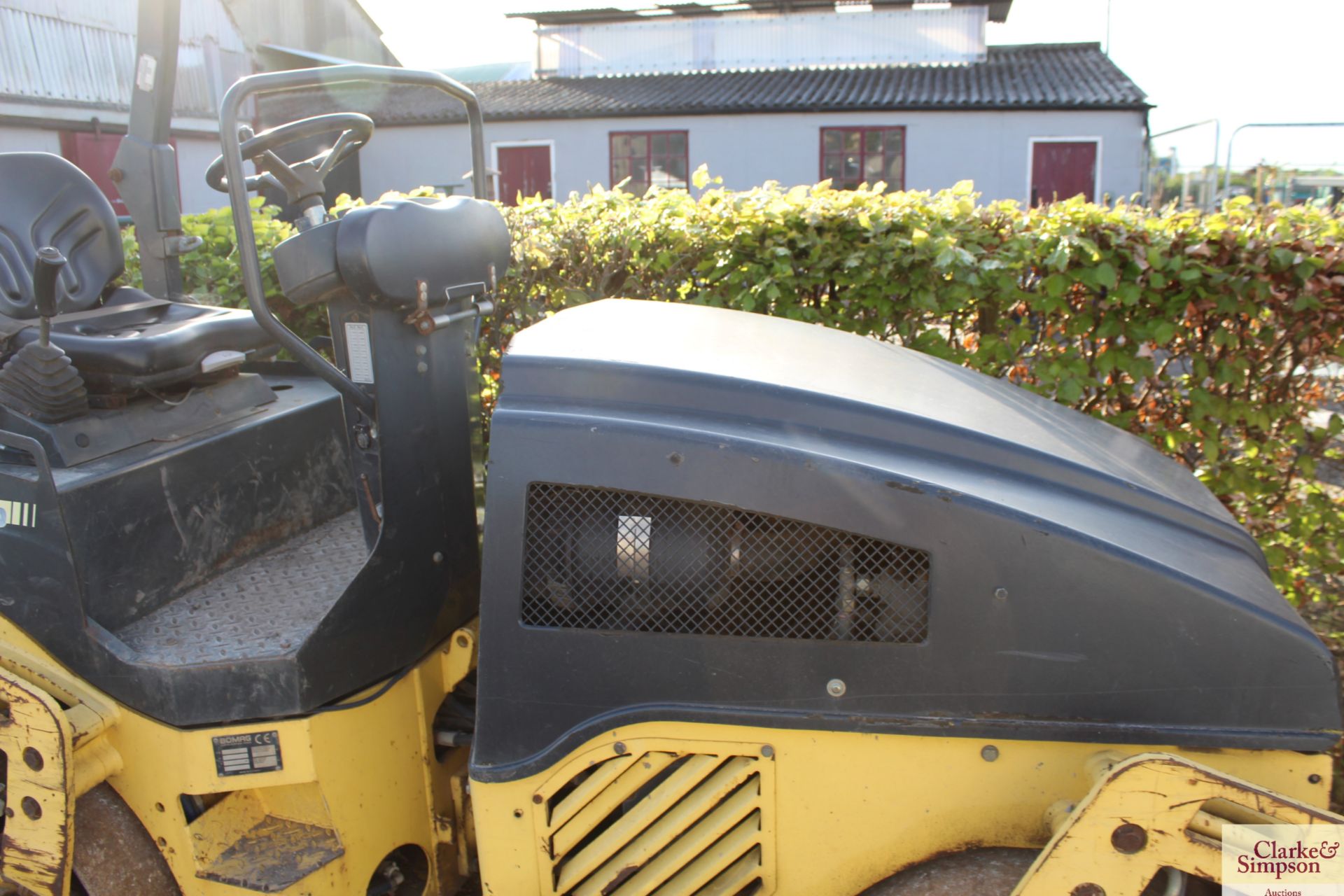 Bomag BW 120 AD-4 double drum roller. 2007. 1,346 hours. Serial number 101880024620. Owned from new. - Image 4 of 11