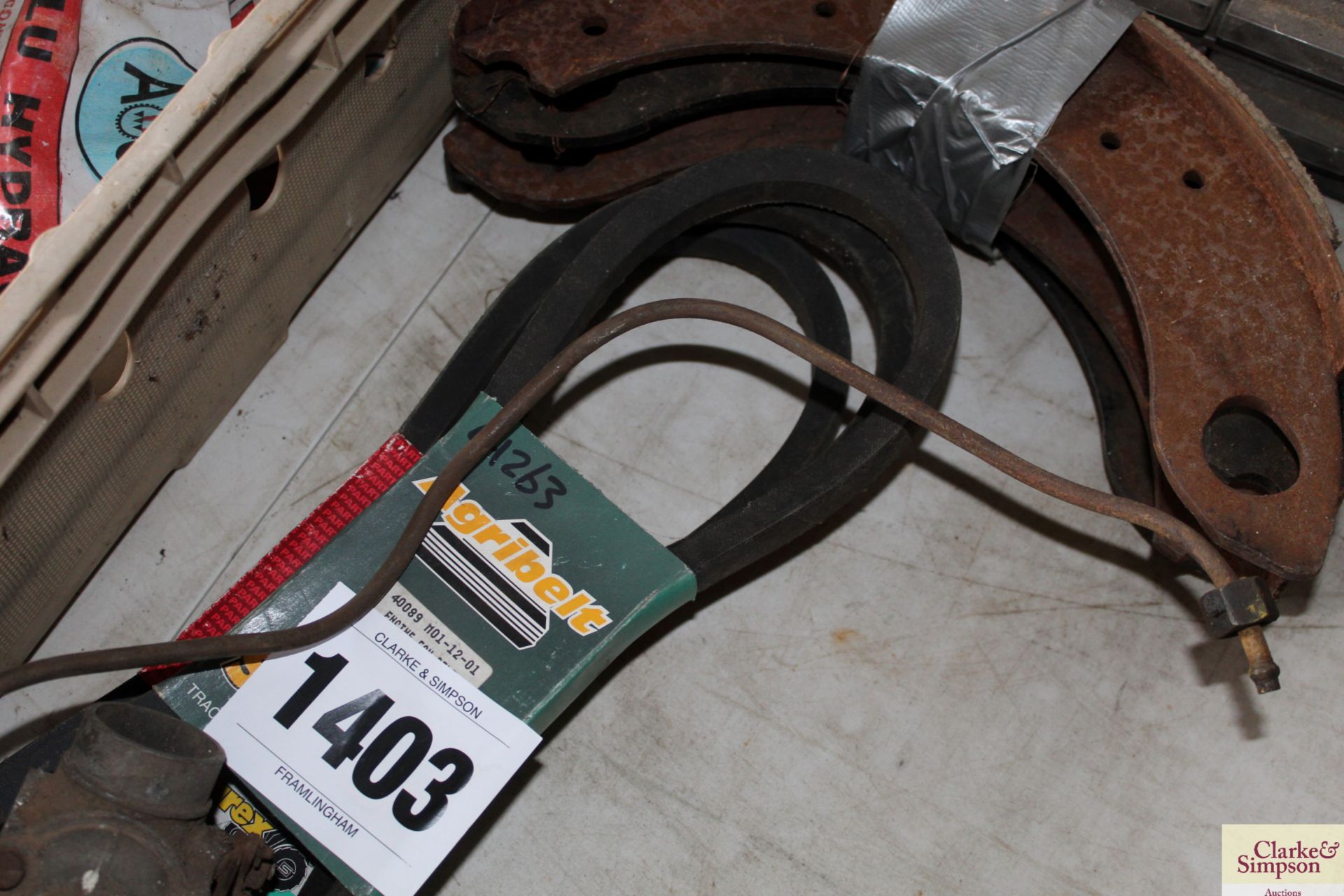 Unused Ferguson TE20 brake shoes, fan belts and FE35 carburettor. - Image 3 of 4