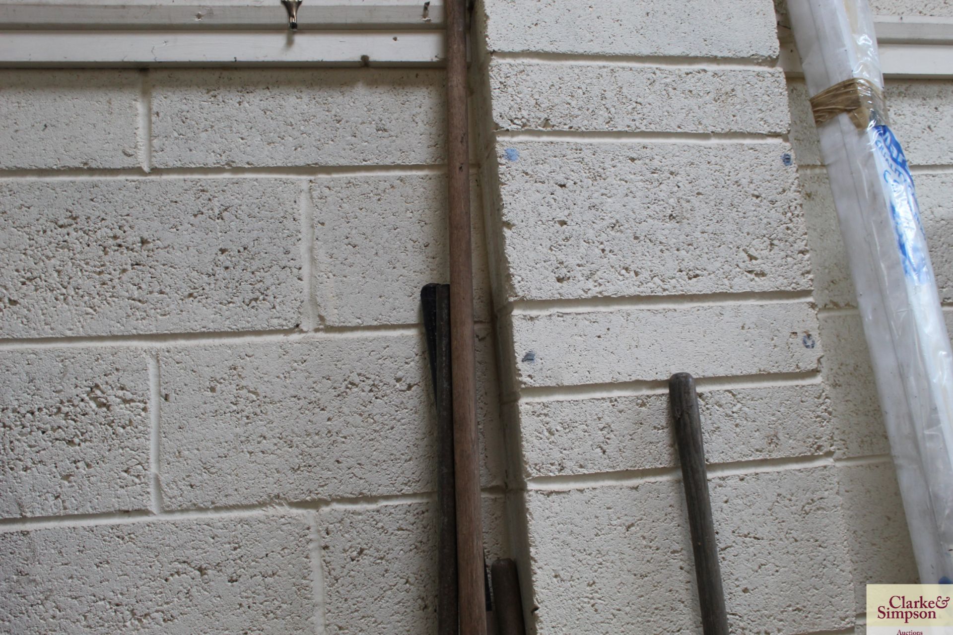 Quantity of long handled tools. - Image 5 of 5