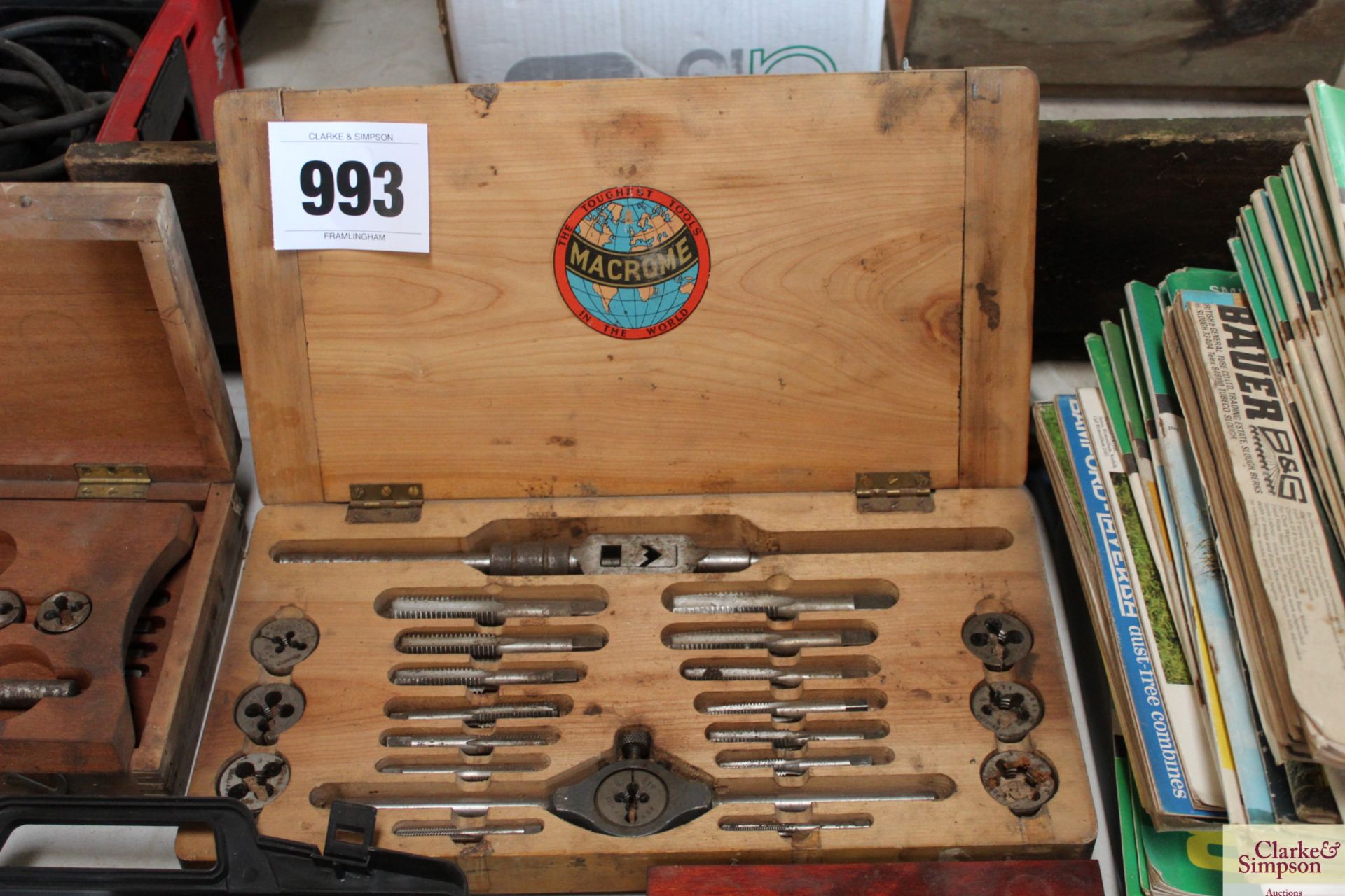 2x wooden cased tap and die sets. - Image 2 of 5