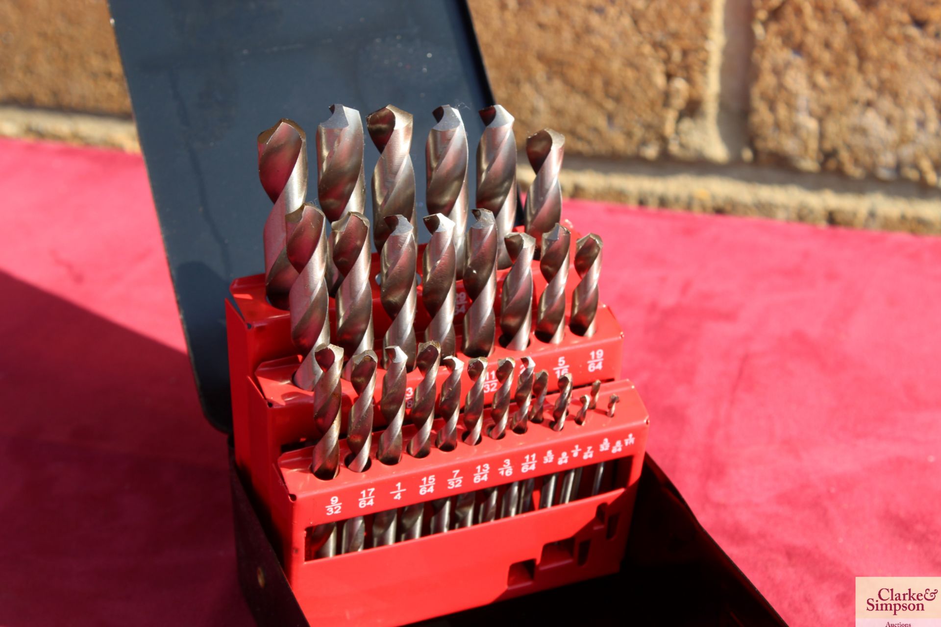 29 piece Drill Set. V - Image 2 of 2