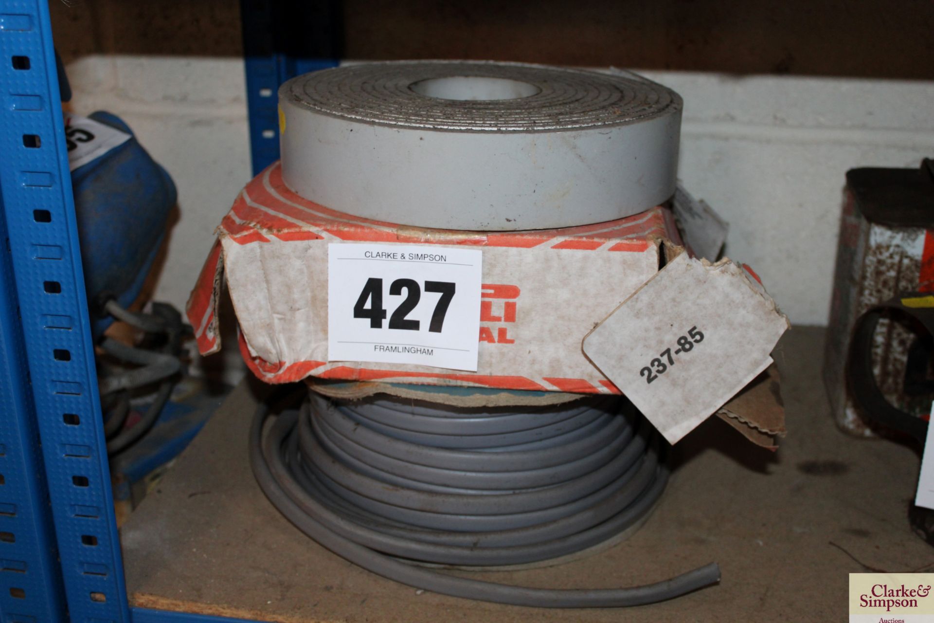 Quantity of electric cable etc.