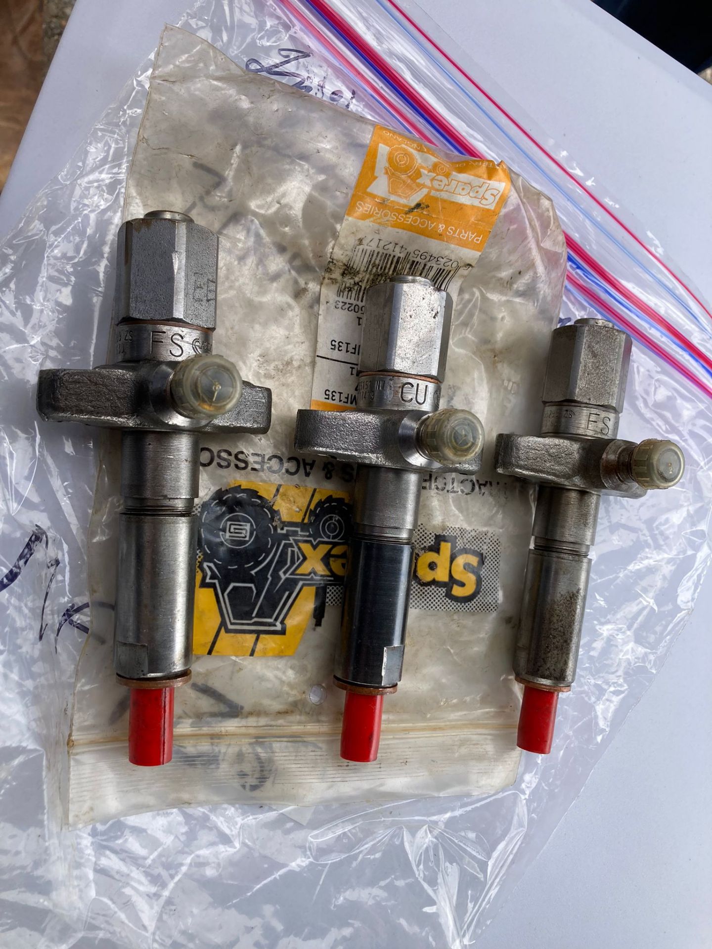 Set of CAV injectors for MF 135 (Perkins AD152). Previously serviced and retested Feb 2022.