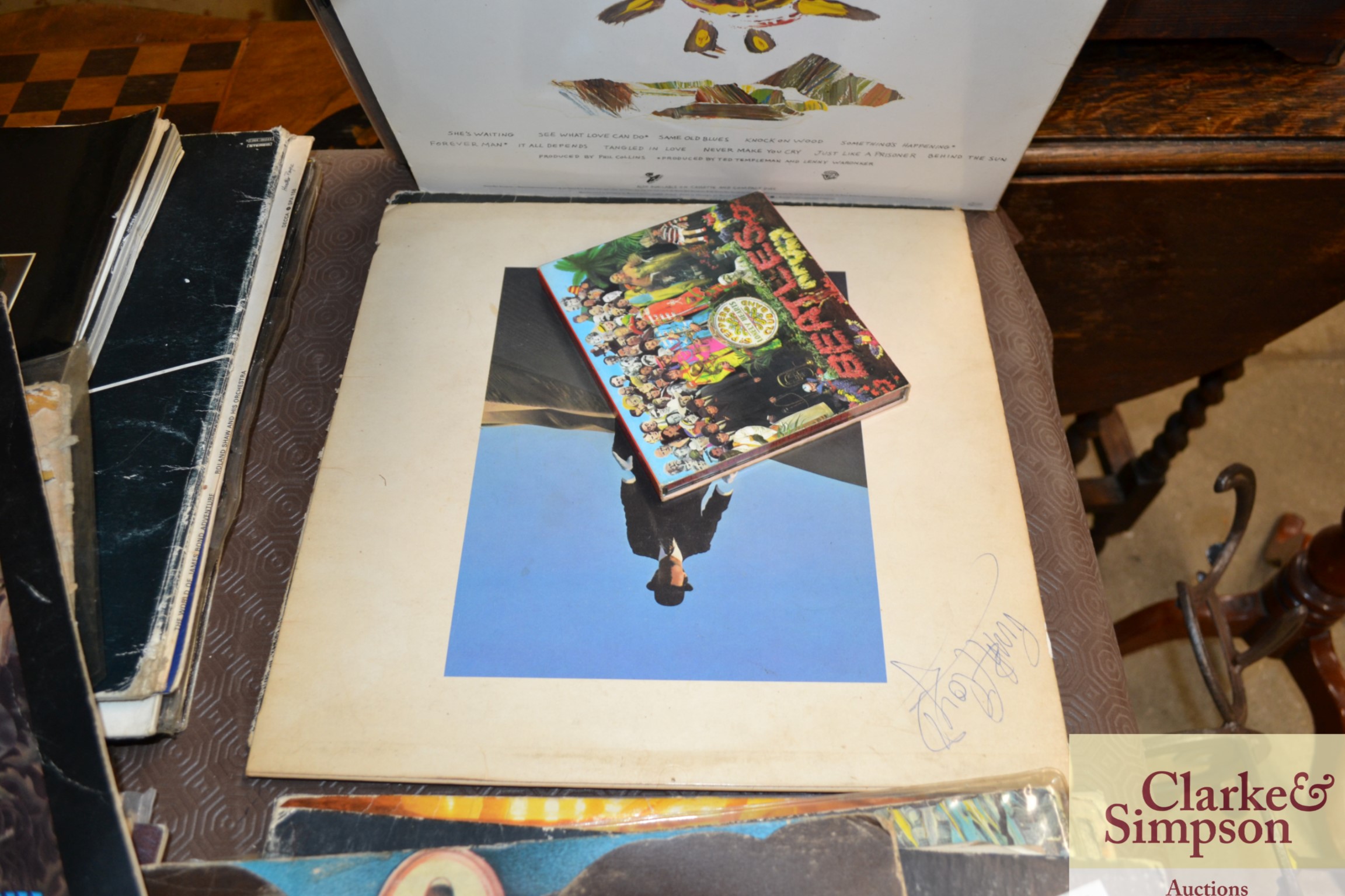 A collection of LP's to include The Beatles, Pink - Image 8 of 19