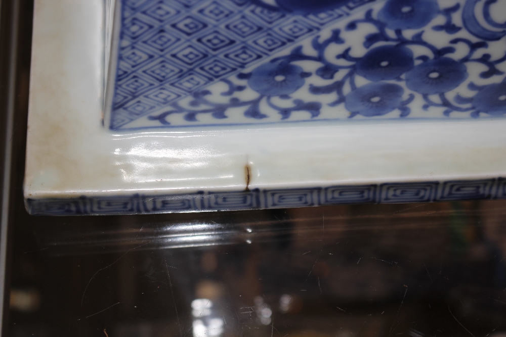 A large 19th Century Oriental blue and white rectangular cache pot, decorated with figures, - Image 15 of 17