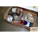 Two boxes of various kitchenalia