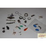 Various sundry brooches and ear-rings