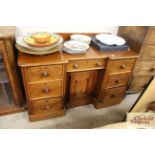 A Victorian mahogany kneehole desk / dressing tabl