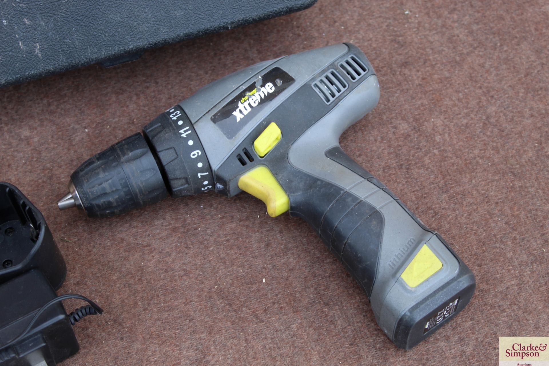 Challenge Xtreme PT100116 10.8v cordless drill with battery and charger in case. - Image 2 of 5
