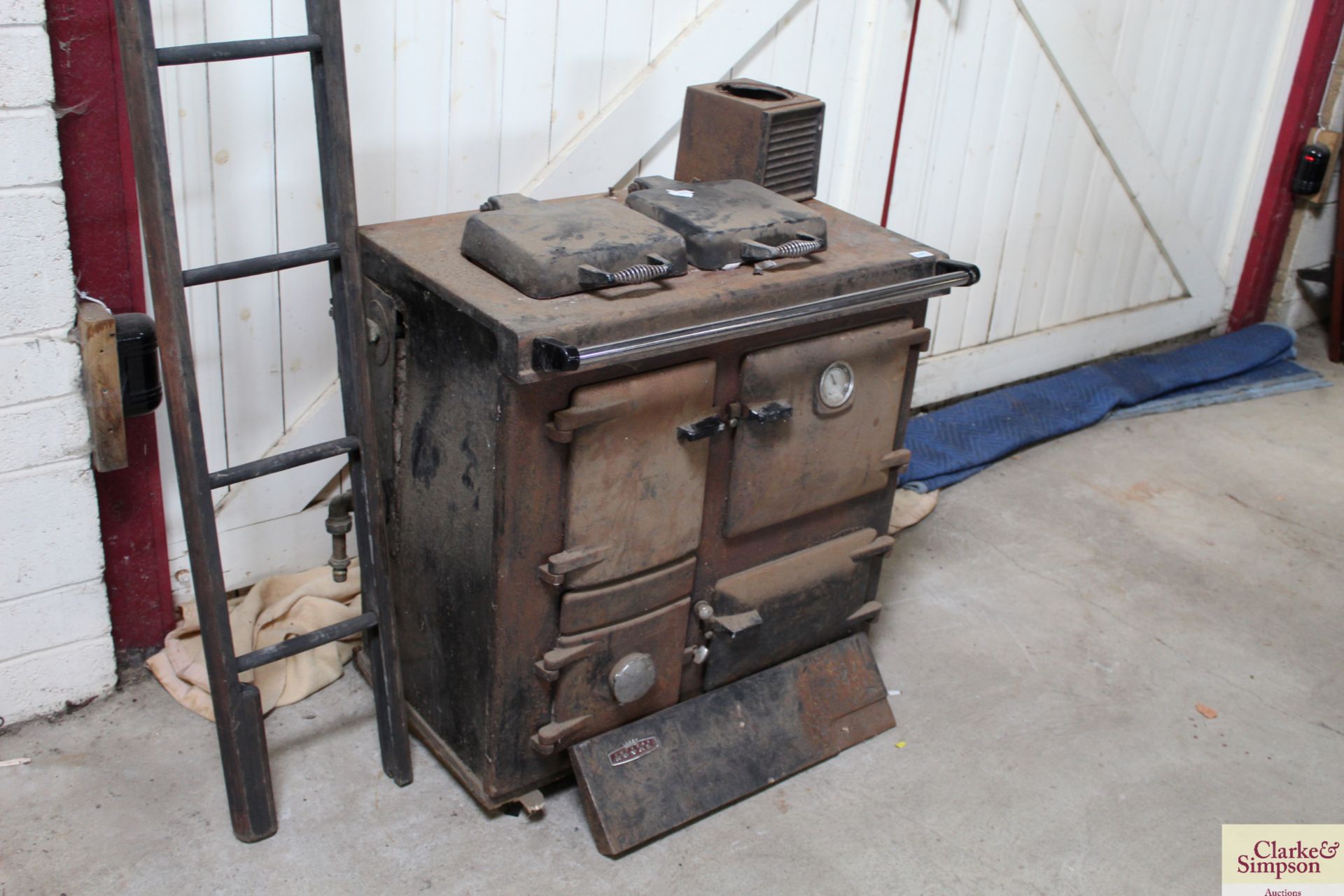 A Rayburn Royal solid fuel oven with back boiler - - Image 2 of 2