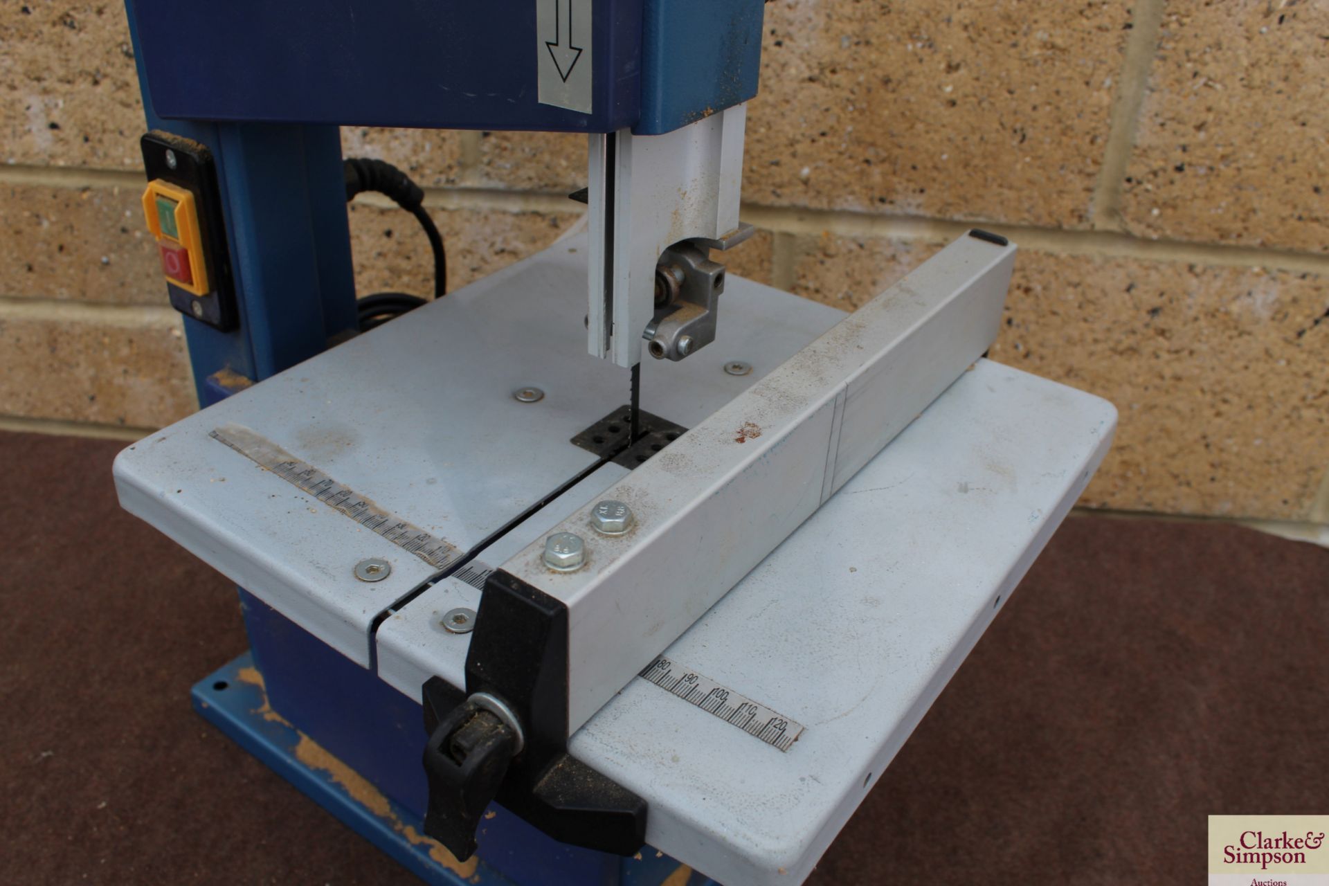 Scheppach HBS 20 240v bench top band saw. - Image 4 of 7