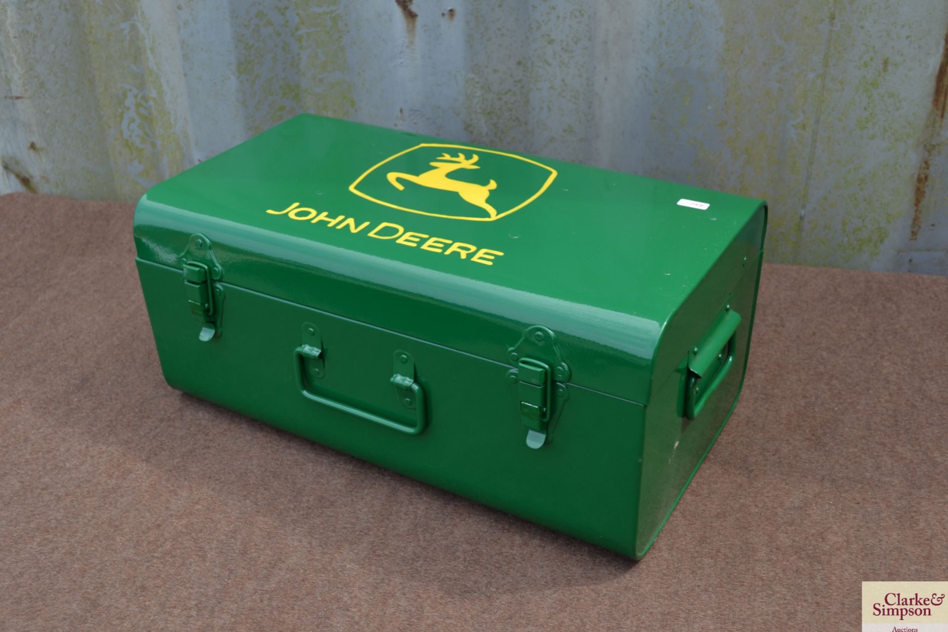 John Deere toolbox. V