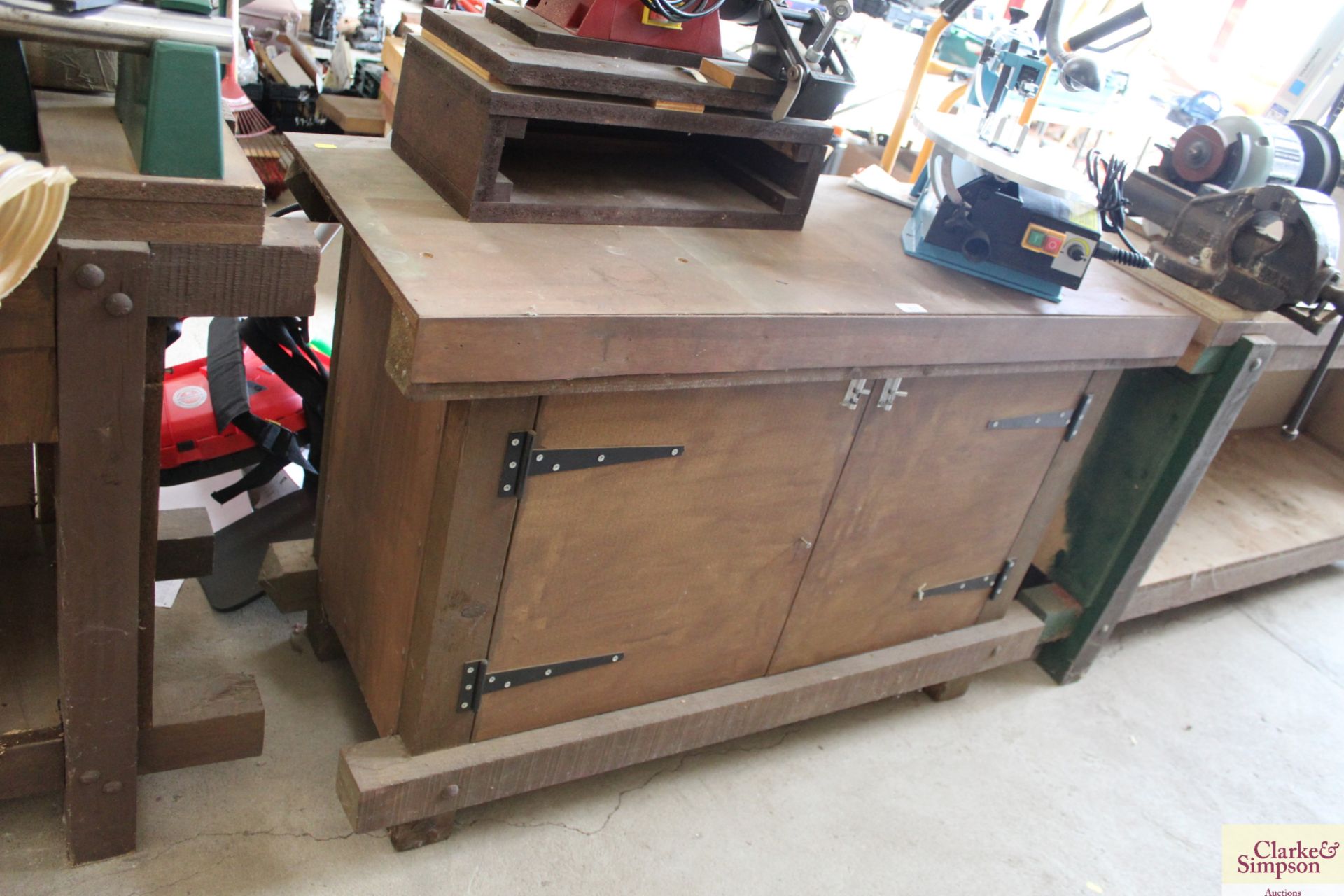 Approx. 1.2m wooden workshop cabinet with storage below. - Image 2 of 4