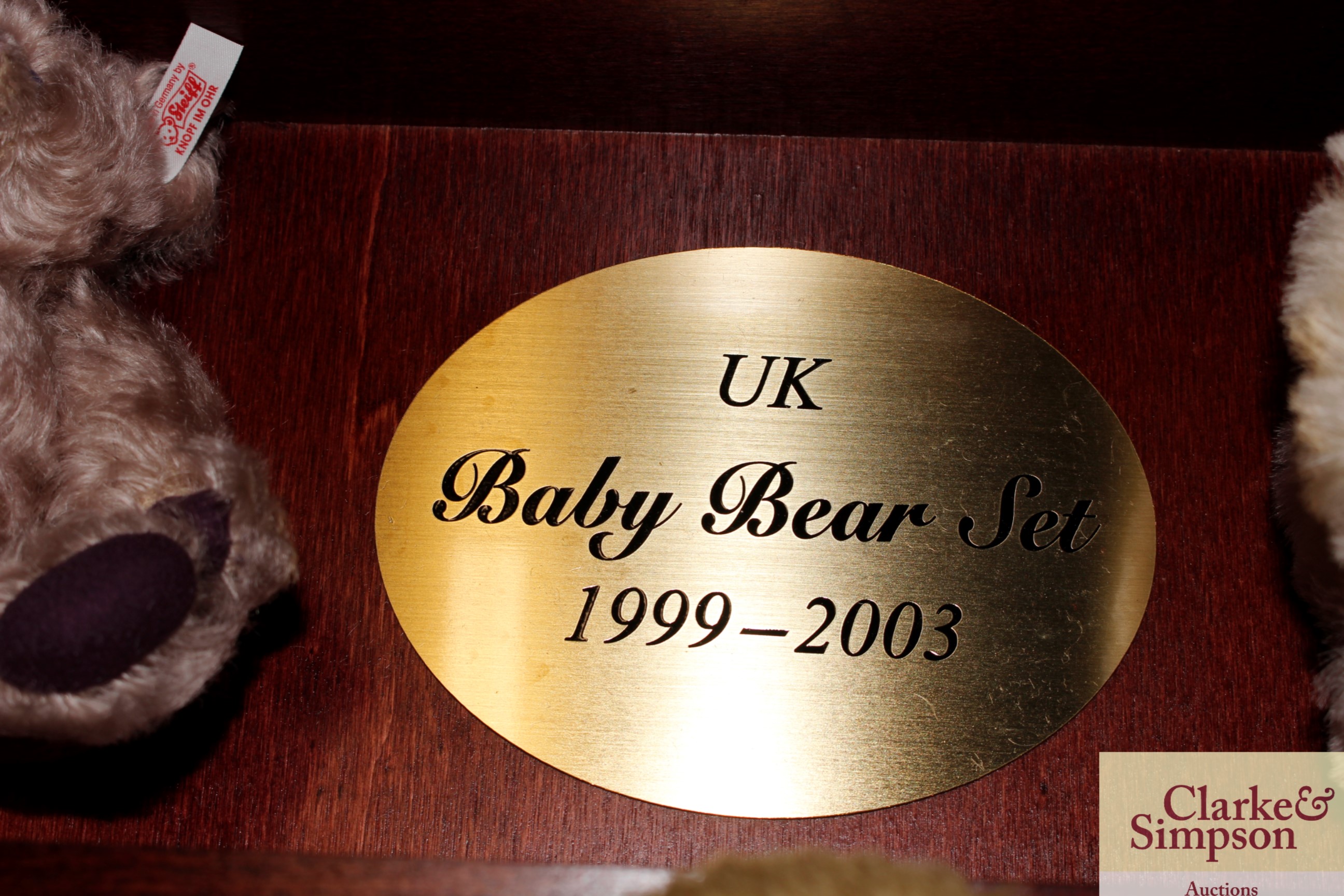 A Steiff UK Baby Bear set 1999-2003 - Image 3 of 9