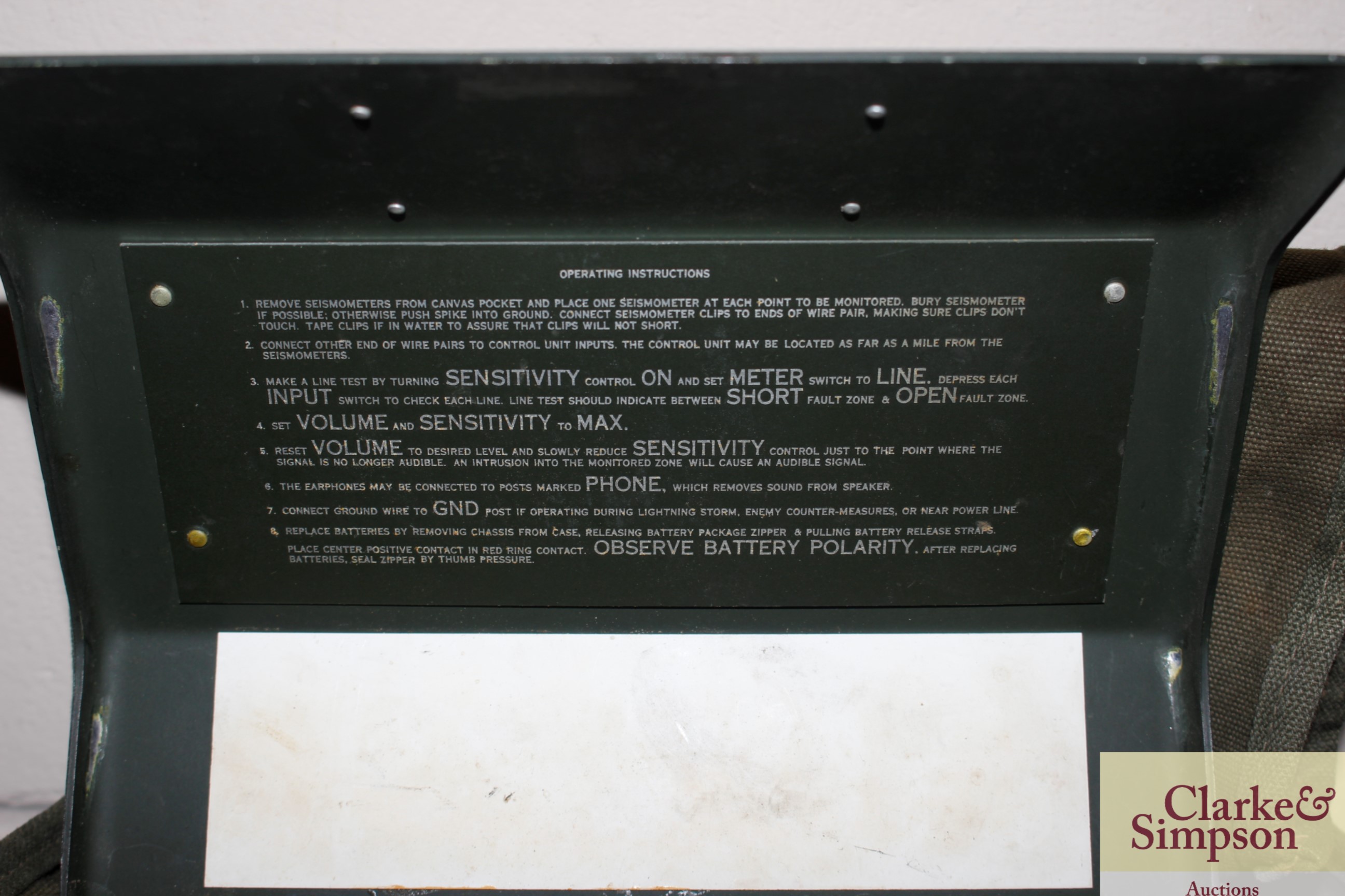 A Sizmig Motion detector from the Vietnam War, wit - Image 8 of 8