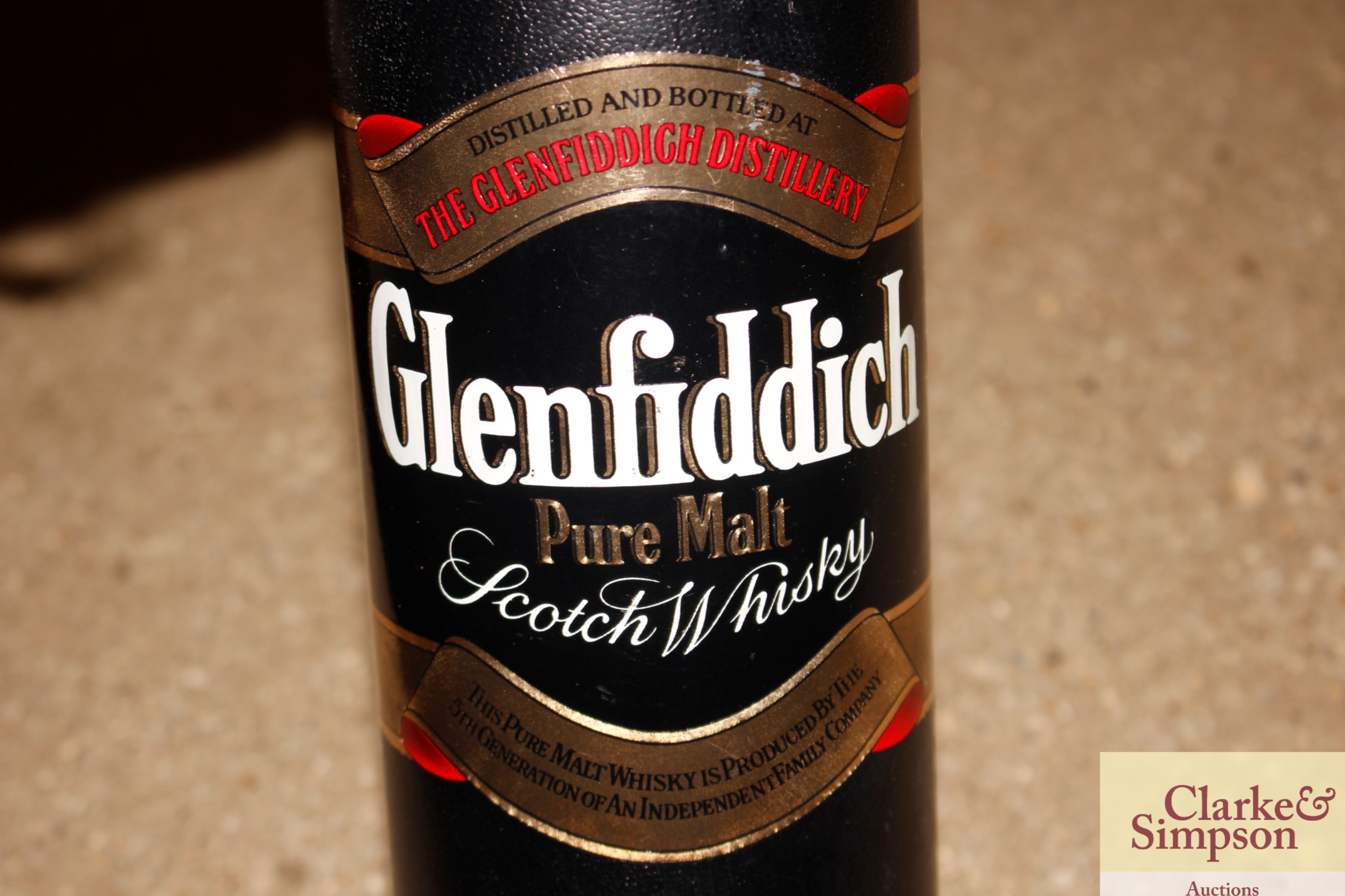 A Glenfiddich Pure Malt Special Old Reserve Whisky - Image 2 of 2