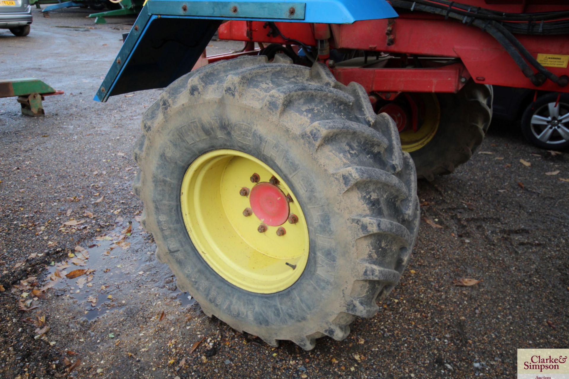 Gem Sapphire 3000 24m 4WD self-propelled sprayer. Registration P566 XFW. Date of first - Image 19 of 64