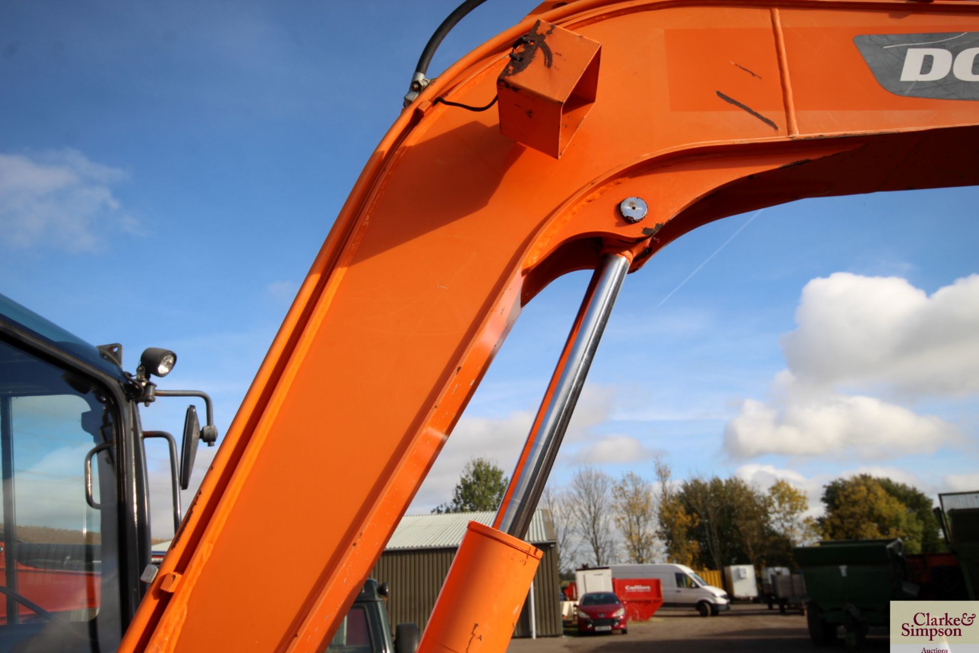 Doosan DX55E 5.5T excavator. 2011. 5,045 hours. Serial number 50461. With new rubber tracks 50 hours - Image 39 of 68