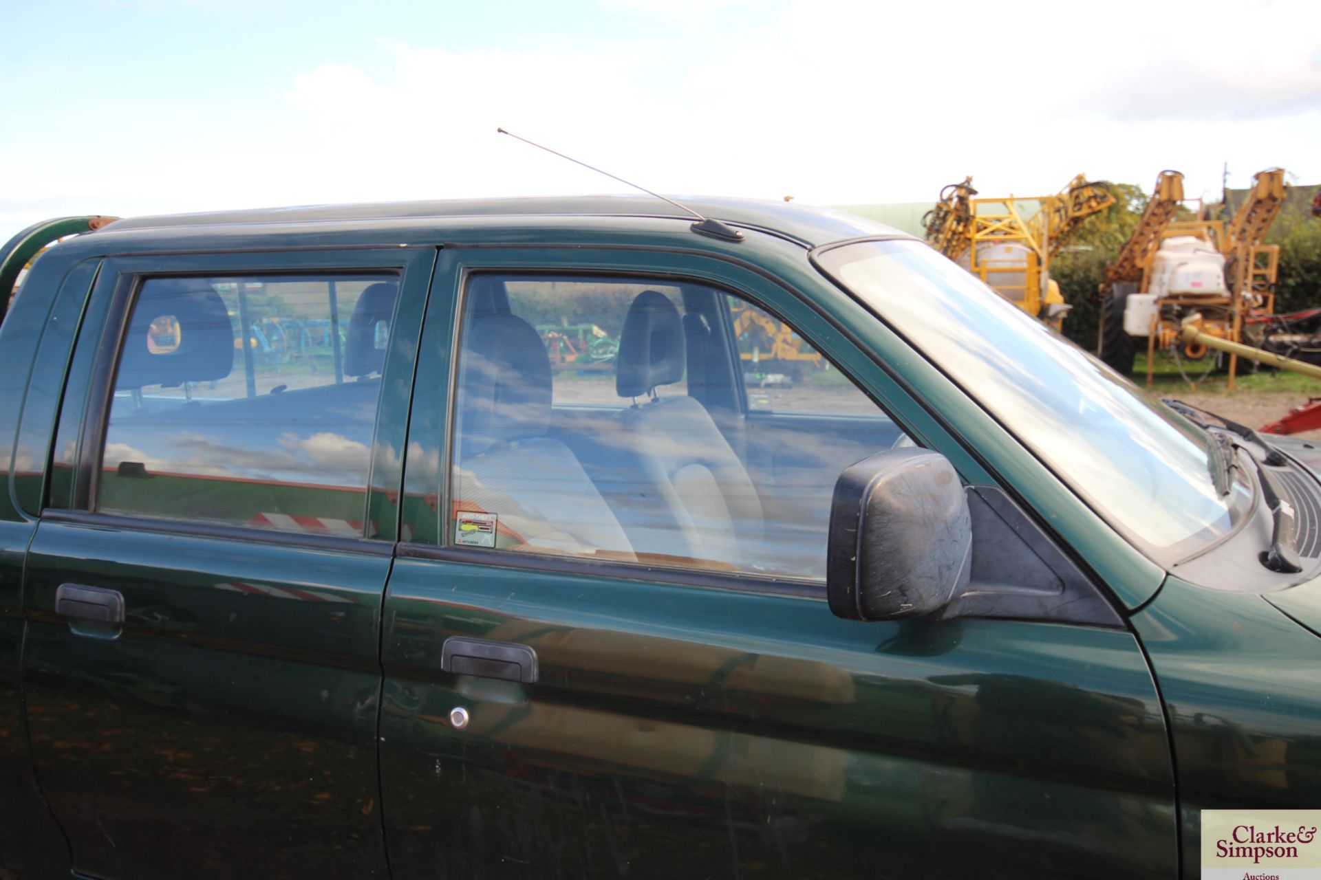 Mitsubishi L200 double-cab pick-up. Registration FV54 BYH. Date of first registration 30/12/2004. - Image 9 of 36