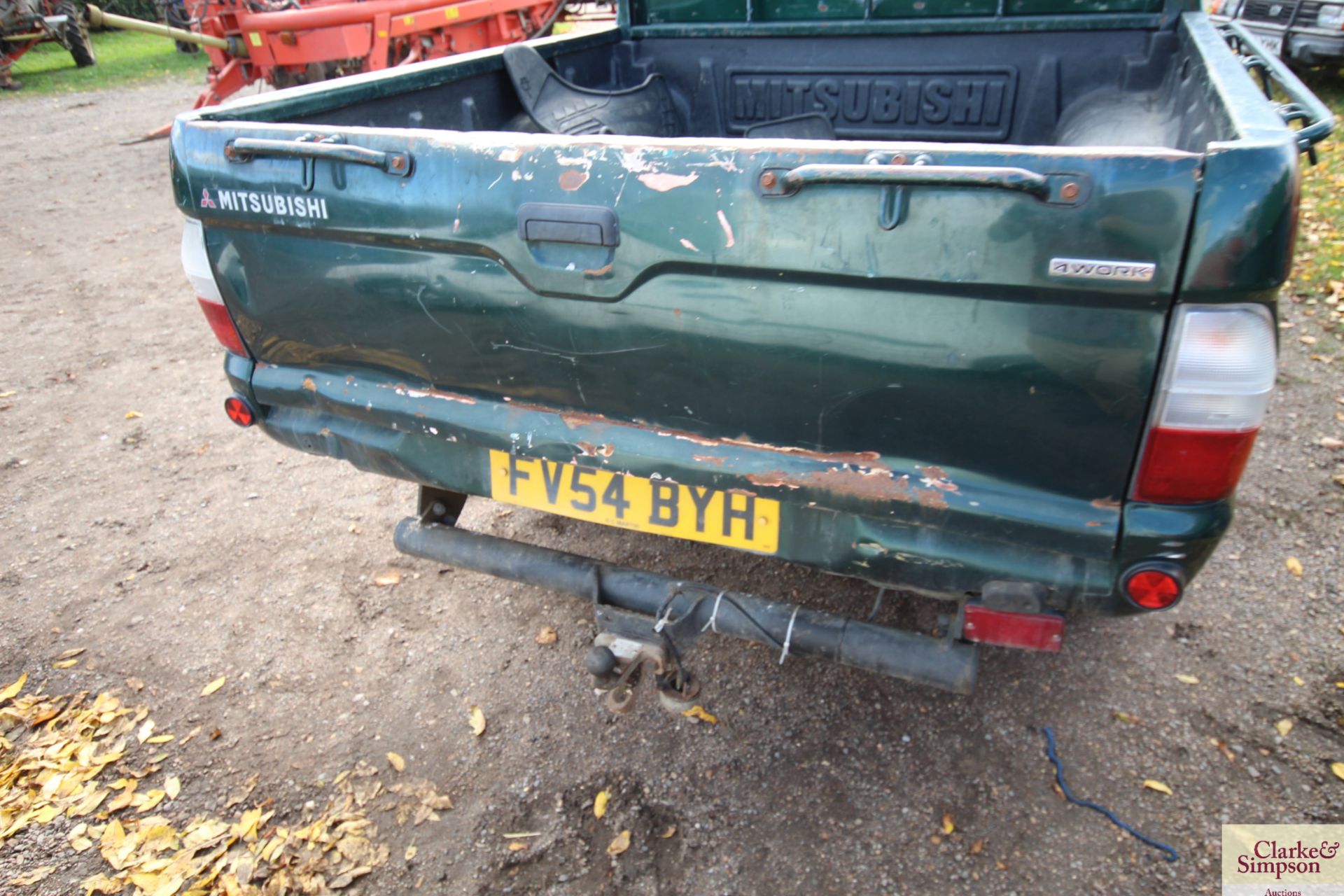 Mitsubishi L200 double-cab pick-up. Registration FV54 BYH. Date of first registration 30/12/2004. - Image 16 of 36