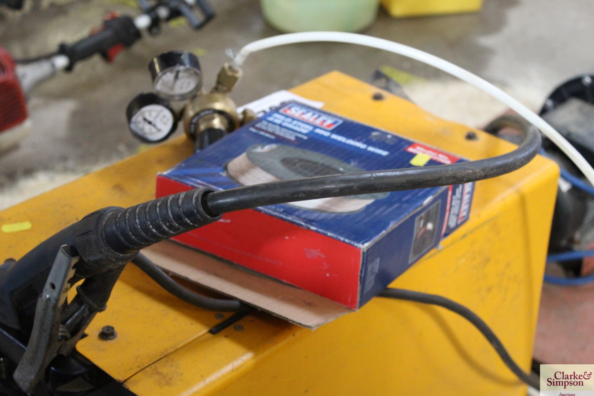 180A Mig welder. With wire. - Image 4 of 5