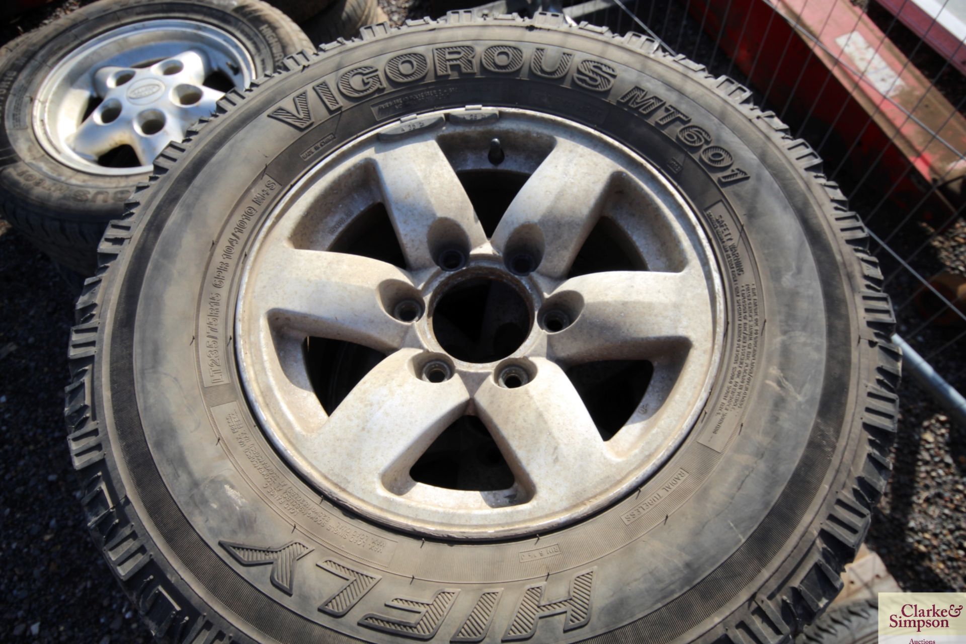 4x 235/75-17 Hi Fly Vigorous mud terrain wheels and tyres to fit Ford Ranger. V - Image 3 of 3