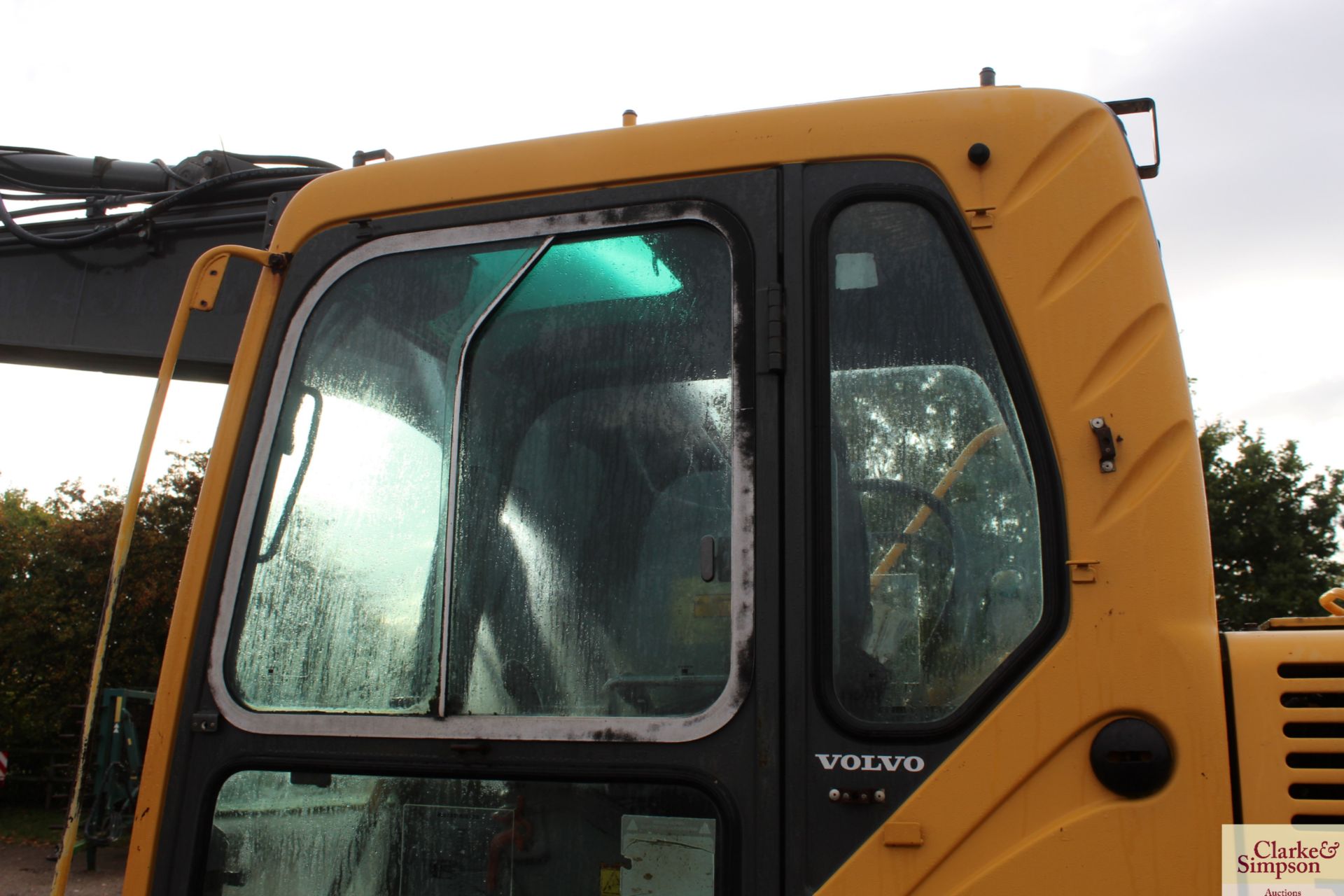 Volvo EC 140 BLC 14T excavator. 2007. 10,663 hours. Serial number VCEC140BK00012475. With quick - Image 52 of 113
