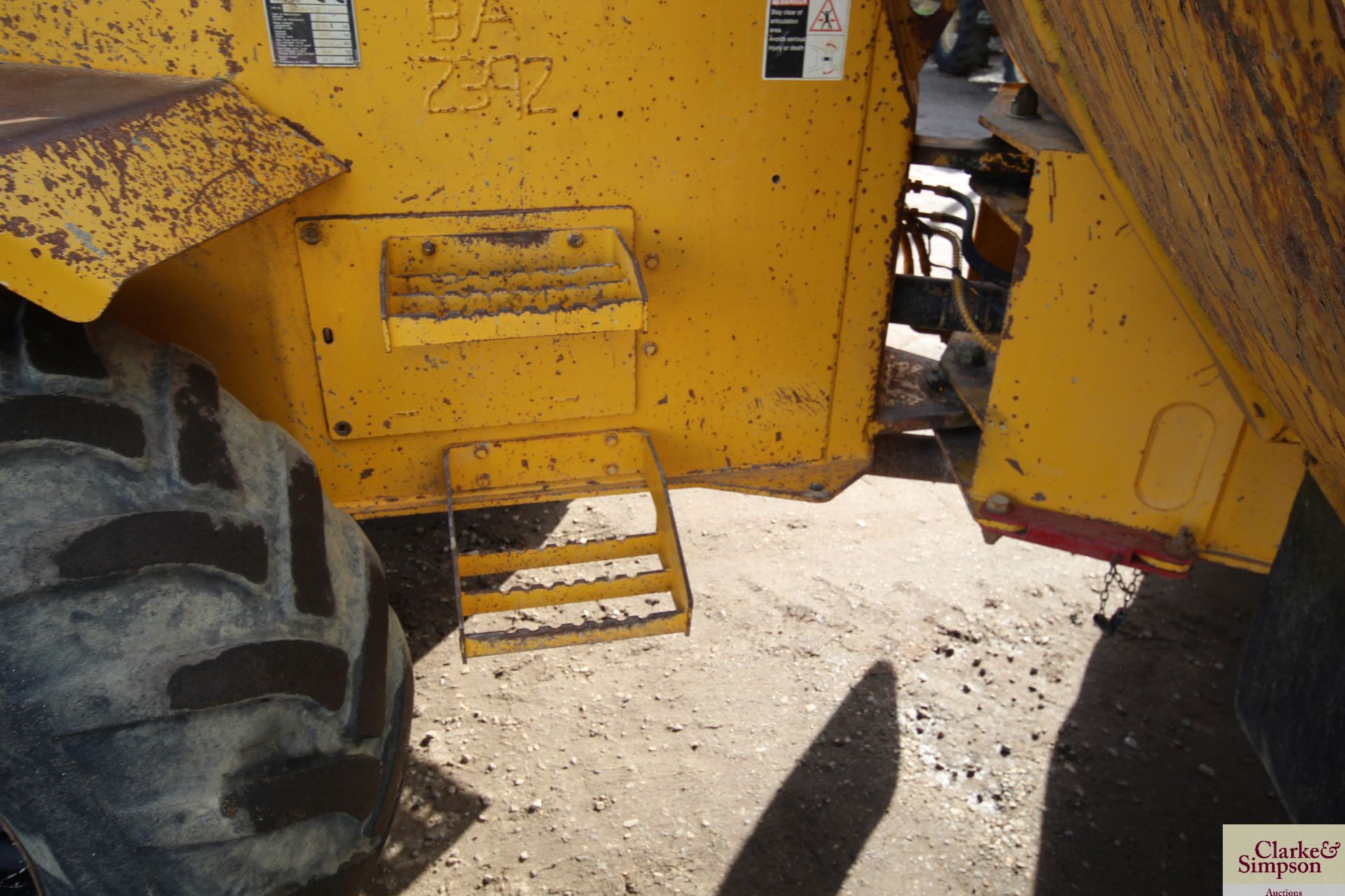 Thwaites 9T 4WD dumper. 2002. 500/60-22.5 wheels and tyres. Perkins engine. Vendor reports dumper - Image 25 of 38