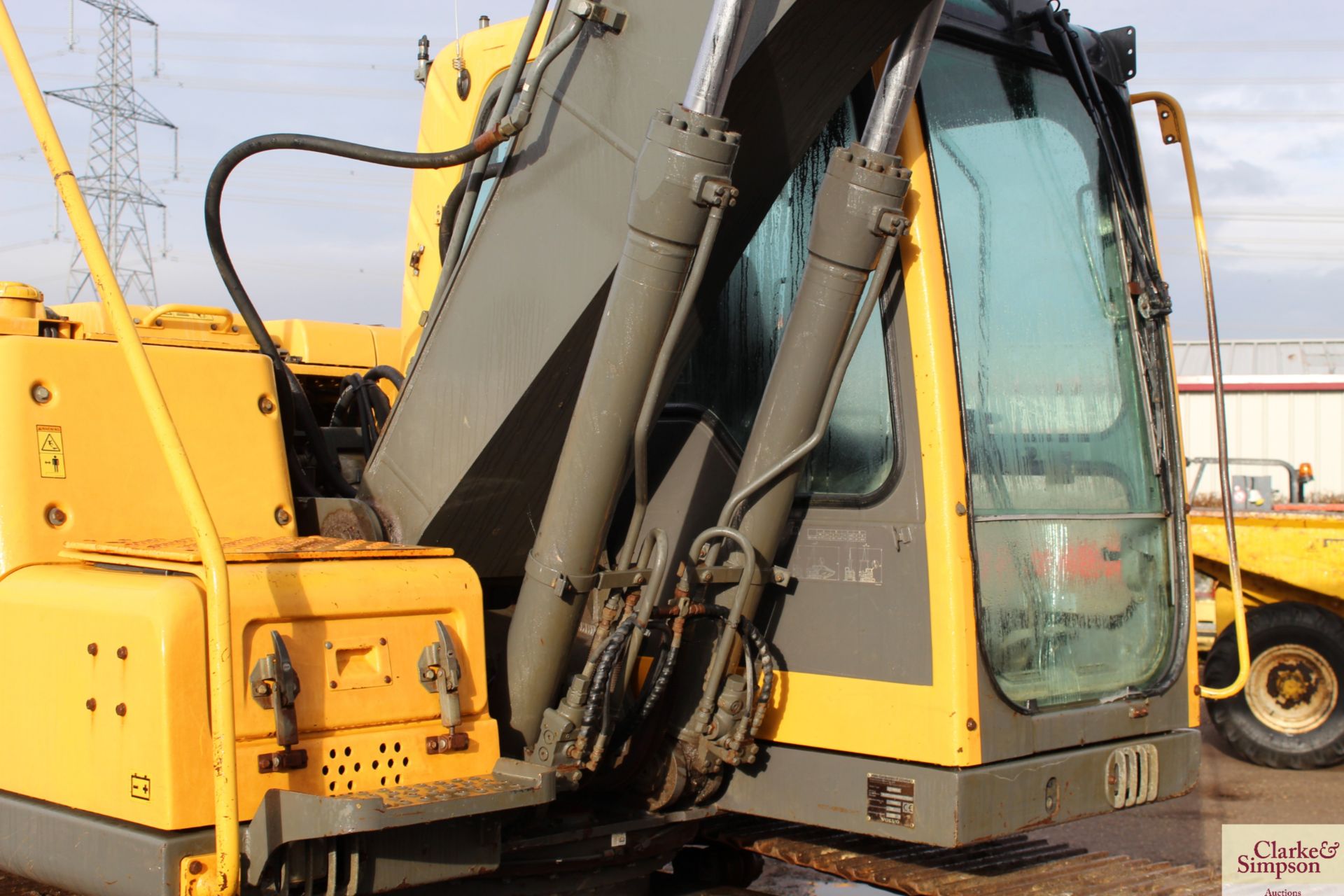 Volvo EC 140 BLC 14T excavator. 2007. 10,663 hours. Serial number VCEC140BK00012475. With quick - Image 30 of 113