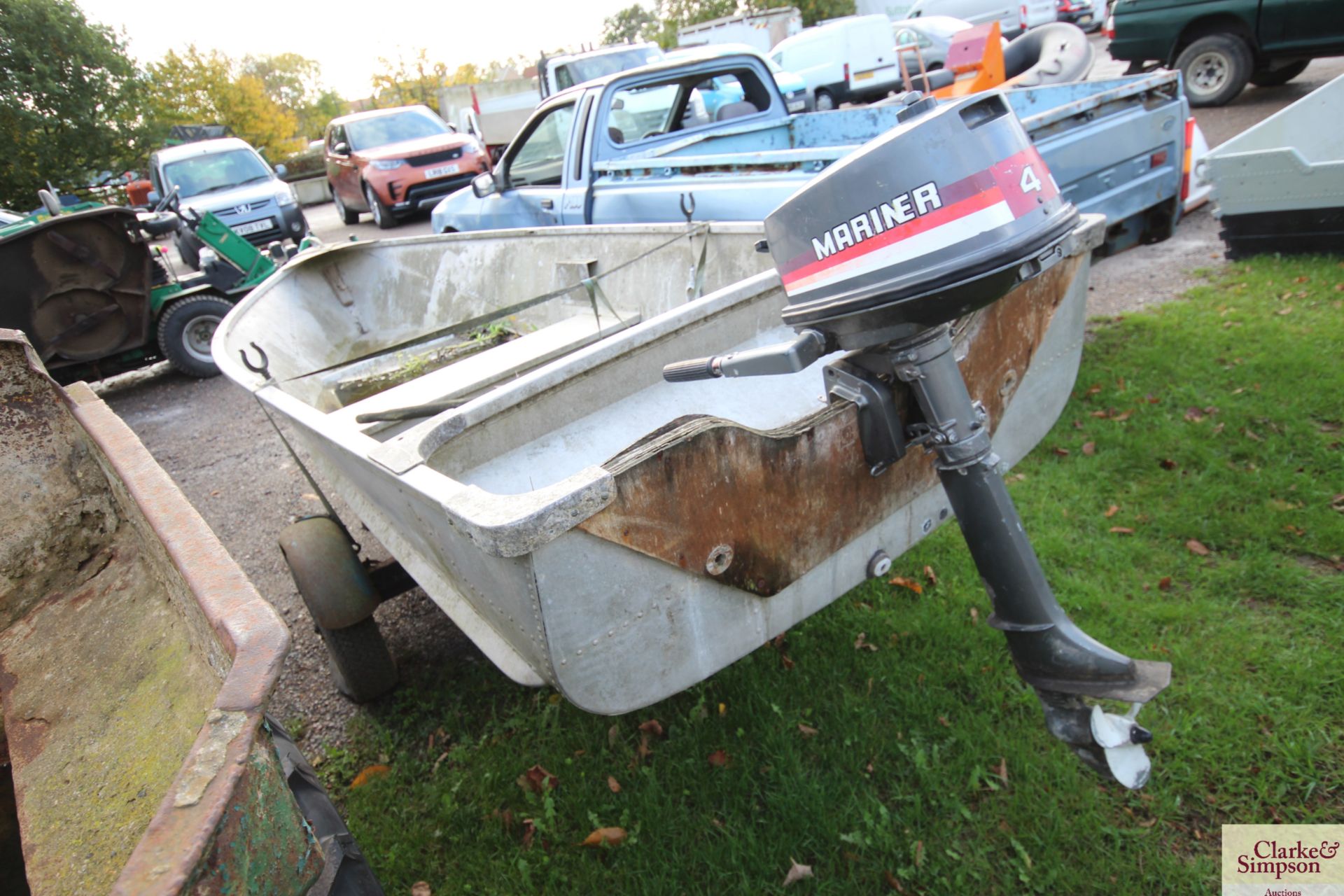 14ft aluminium boat. With Mariner 4HP outboard and trailer. - Image 4 of 13