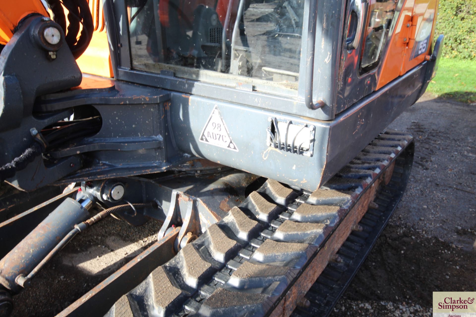 Doosan DX55E 5.5T excavator. 2011. 5,045 hours. Serial number 50461. With new rubber tracks 50 hours - Image 19 of 68