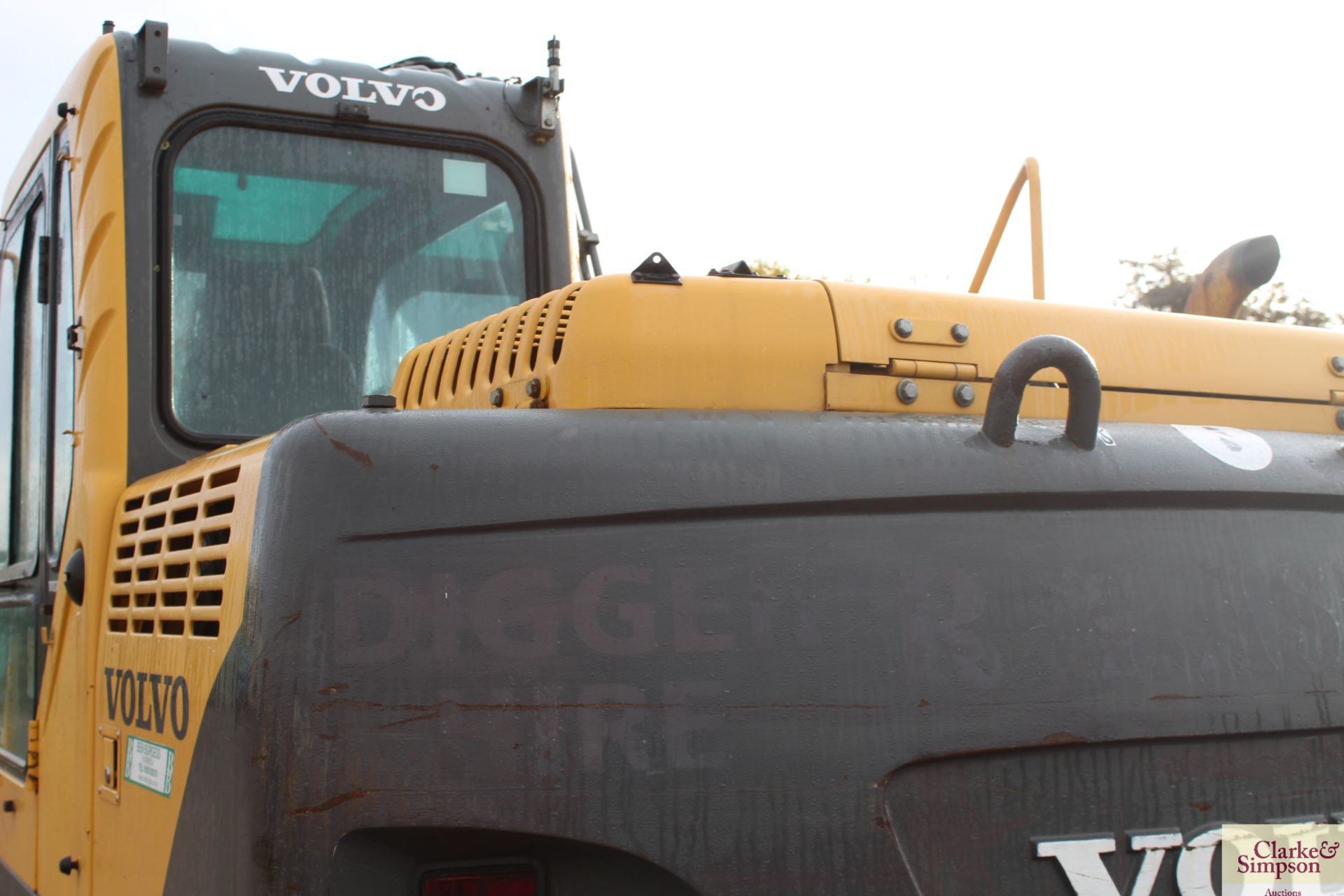 Volvo EC 140 BLC 14T excavator. 2007. 10,663 hours. Serial number VCEC140BK00012475. With quick - Image 50 of 113