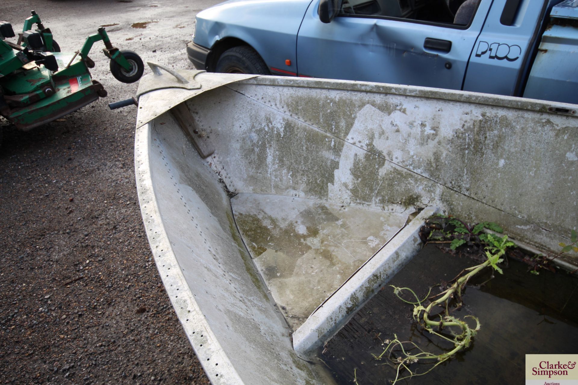 14ft aluminium boat. With Mariner 4HP outboard and trailer. - Image 7 of 13