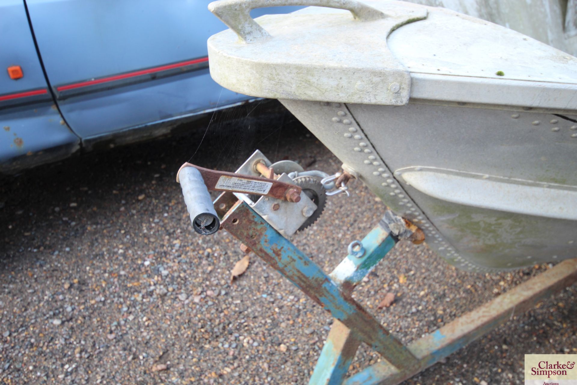 14ft aluminium boat. With Mariner 4HP outboard and trailer. - Image 6 of 13