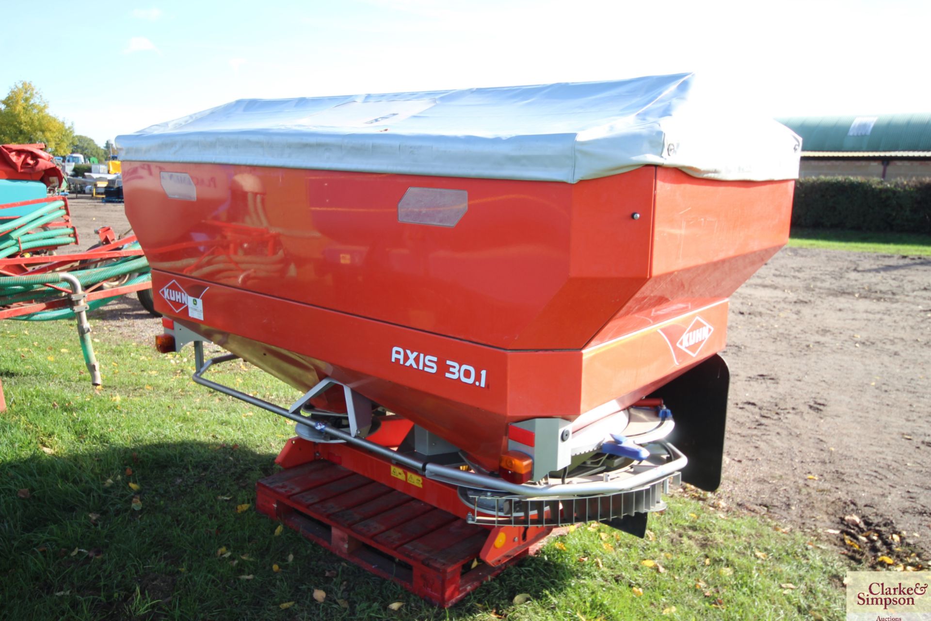 Kuhn Axis 30.1 24m twin disc fertiliser spreader. 2010 With hopper extension and cover. Owned from - Image 3 of 15