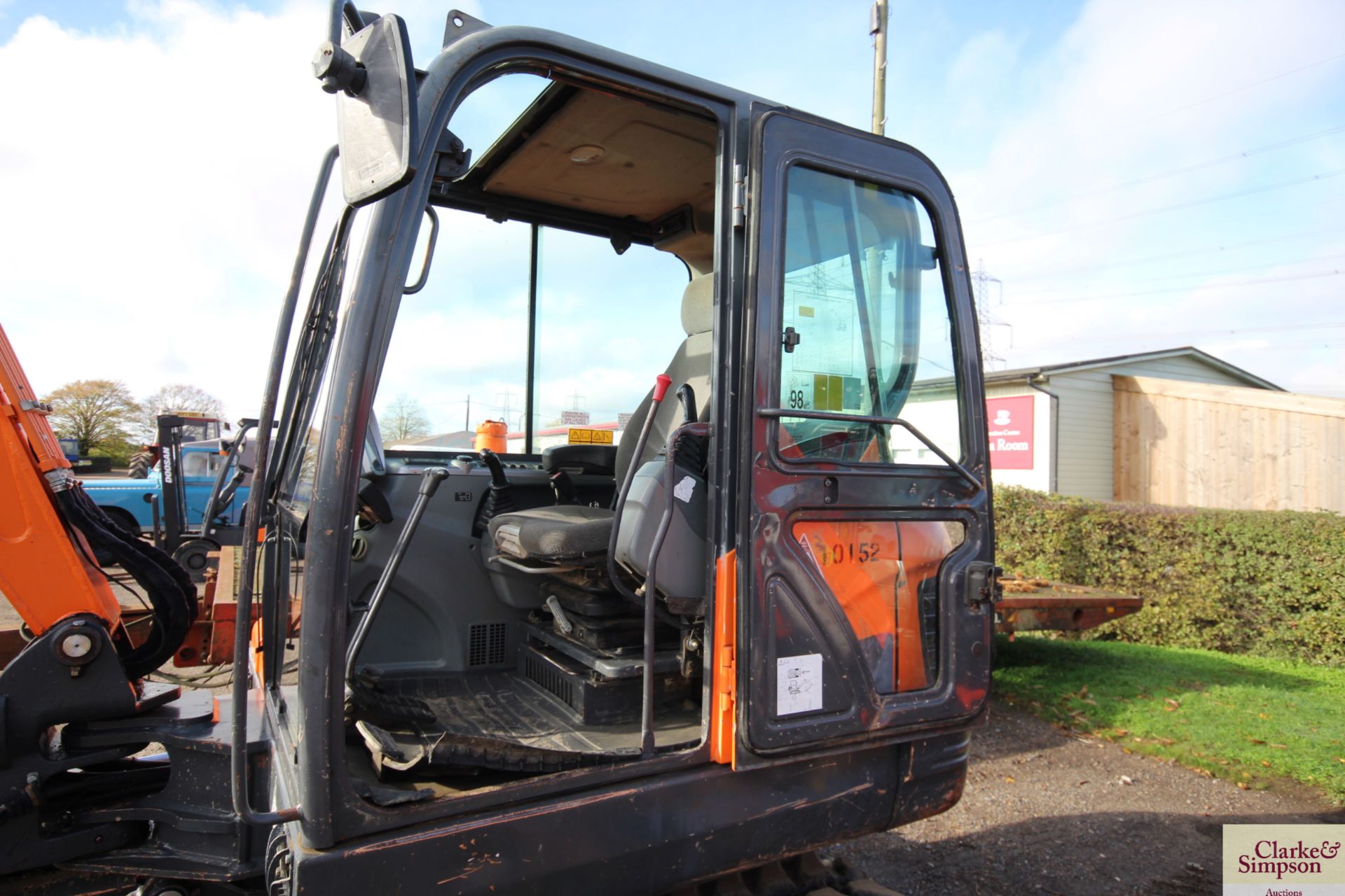 Doosan DX55E 5.5T excavator. 2011. 5,045 hours. Serial number 50461. With new rubber tracks 50 hours - Image 53 of 68